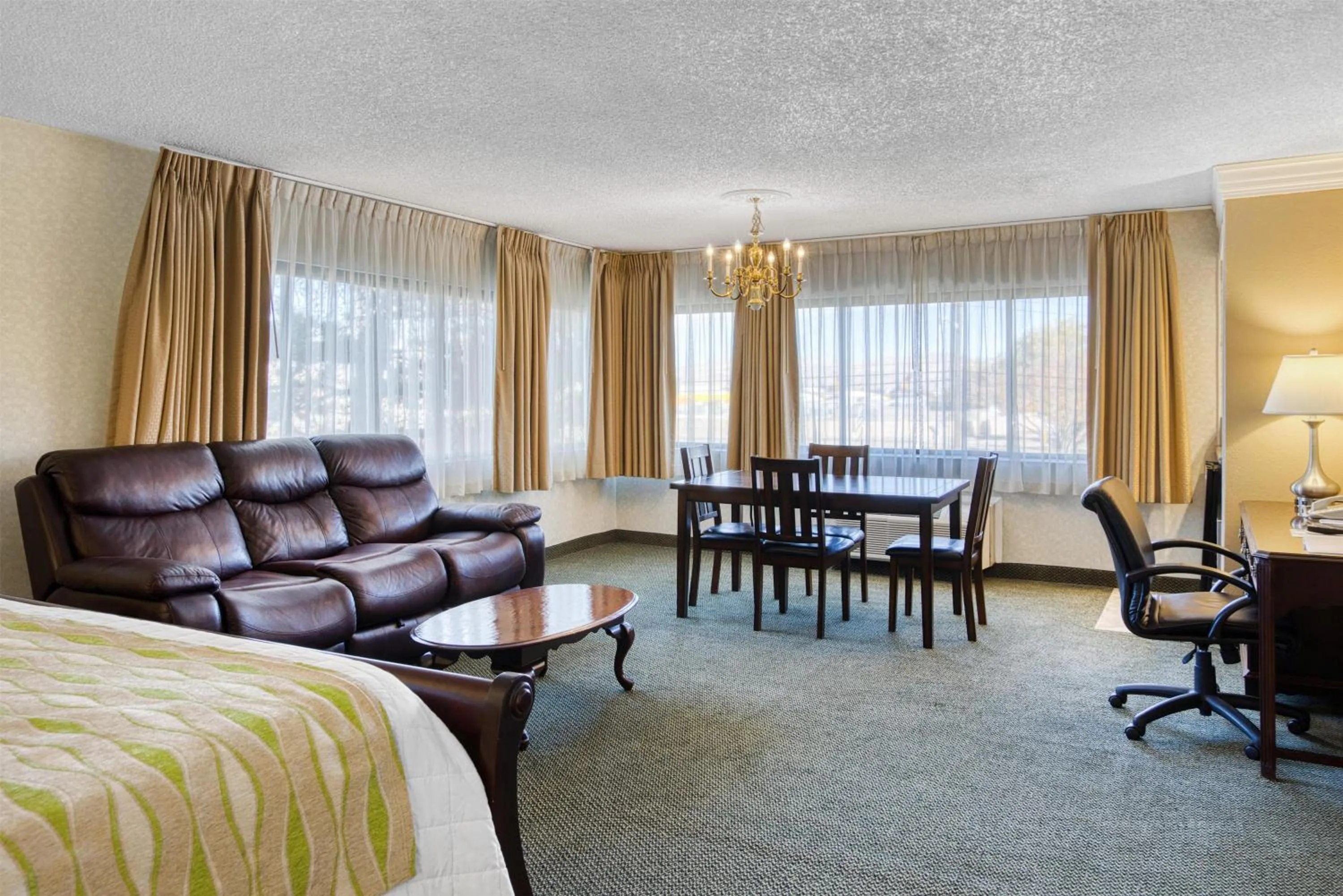 Bedroom, Bed in SureStay Plus Hotel by Best Western Reno Airport