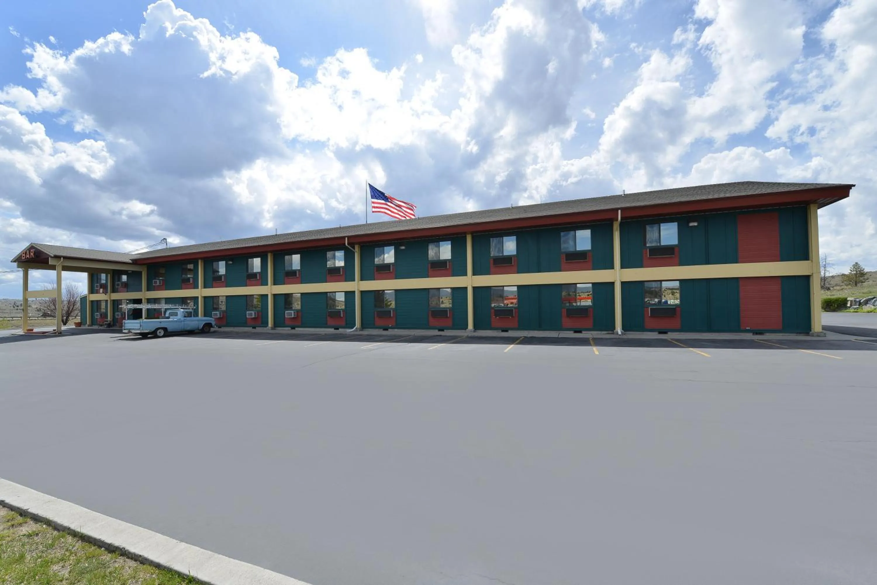 Area and facilities in Rocker Inn