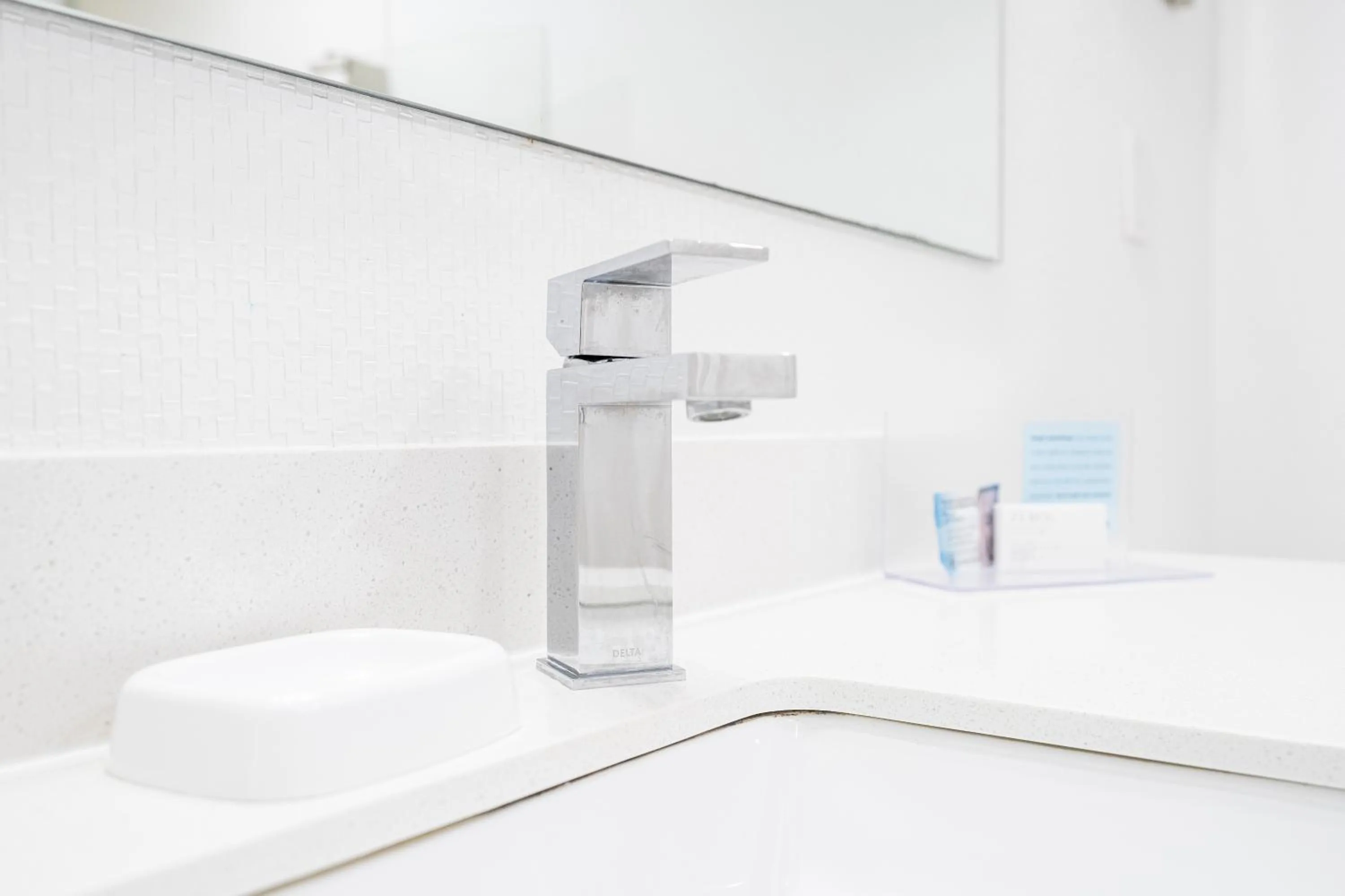 Bathroom in Hampton Inn by Hilton Spring Hill