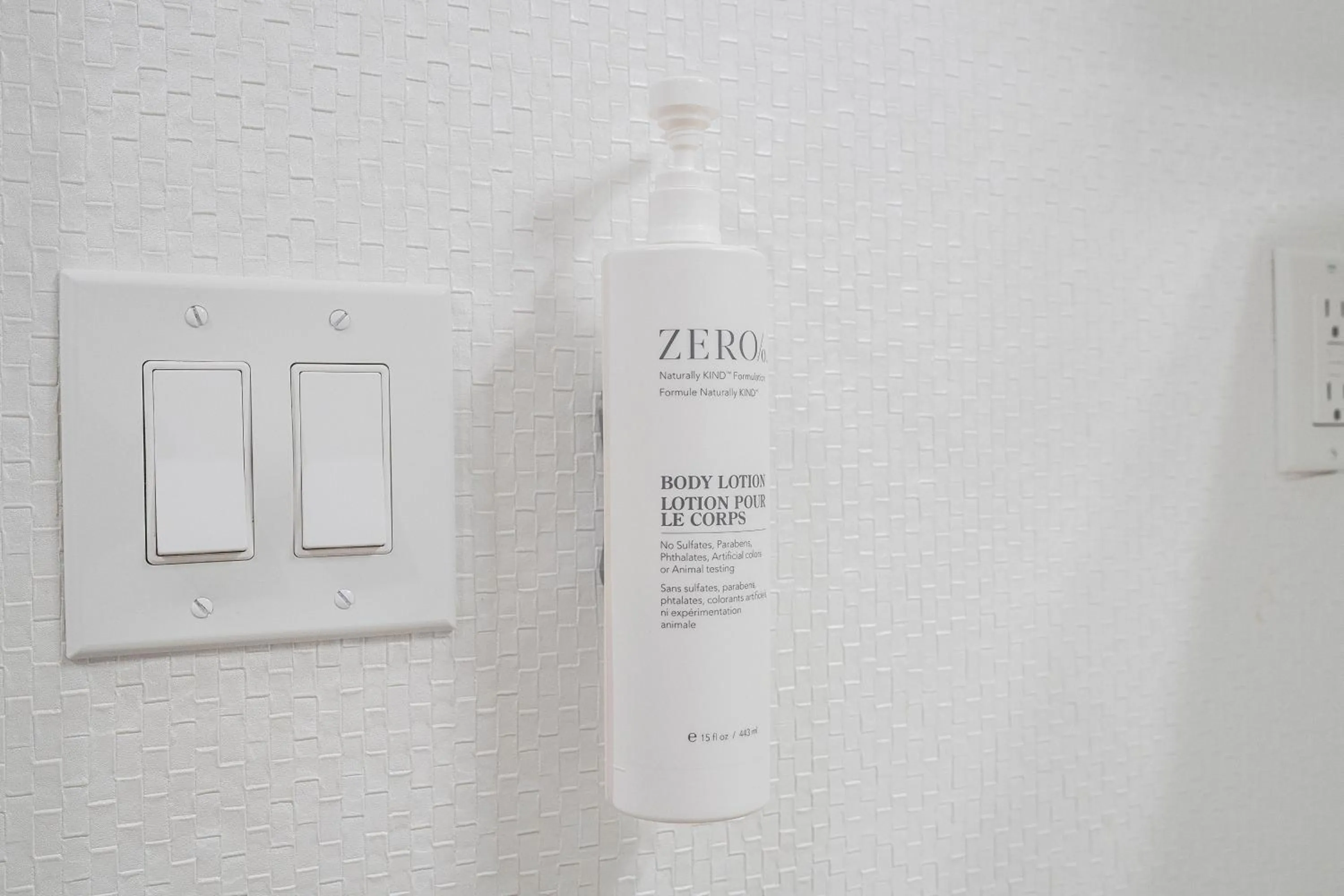 Bathroom in Hampton Inn by Hilton Spring Hill