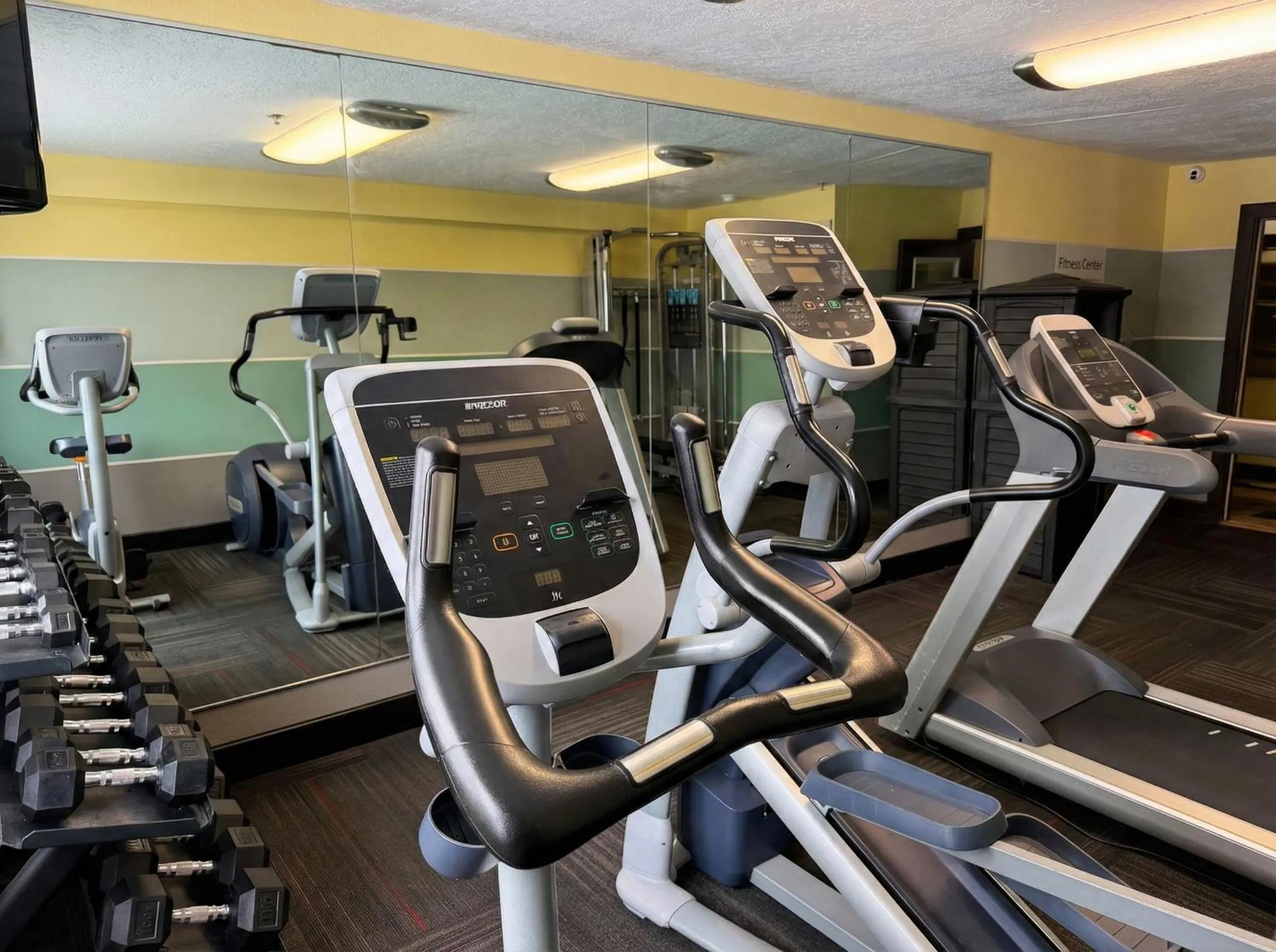 Fitness centre/facilities in Best Western Norwalk
