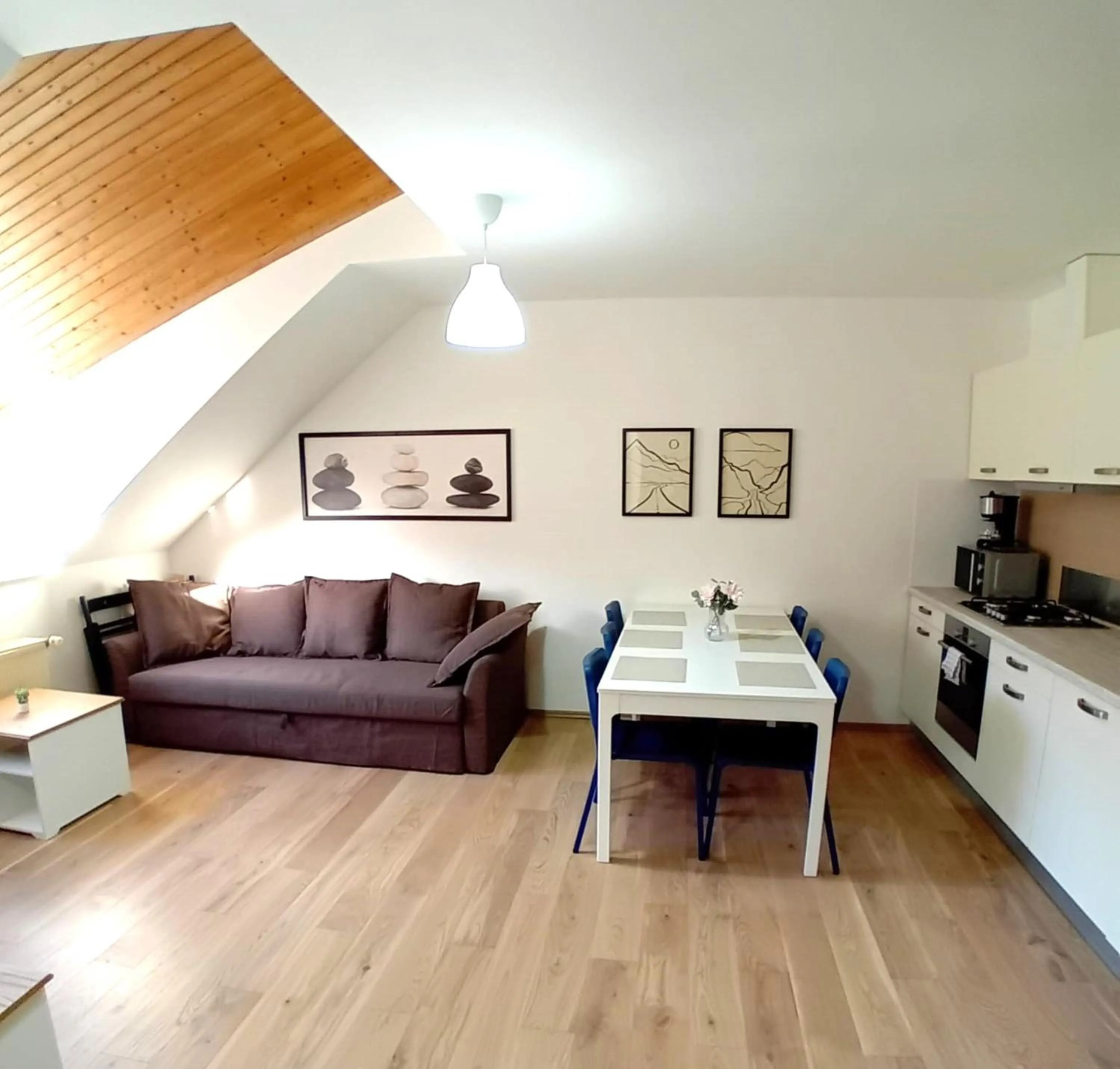 City Castle Aparthotel