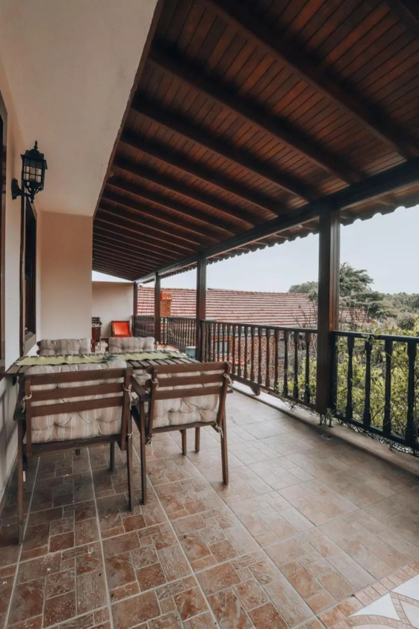 Akropolis Guest House