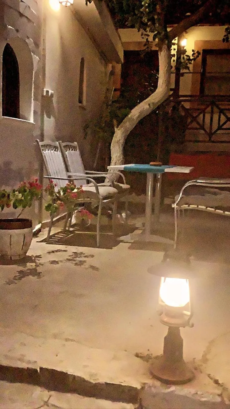 Akropolis Guest House