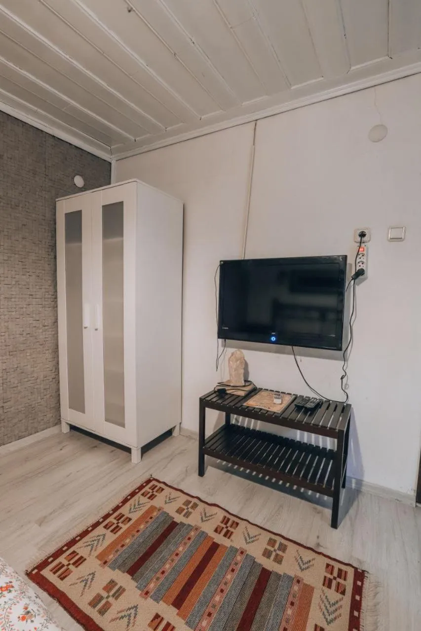 Akropolis Guest House