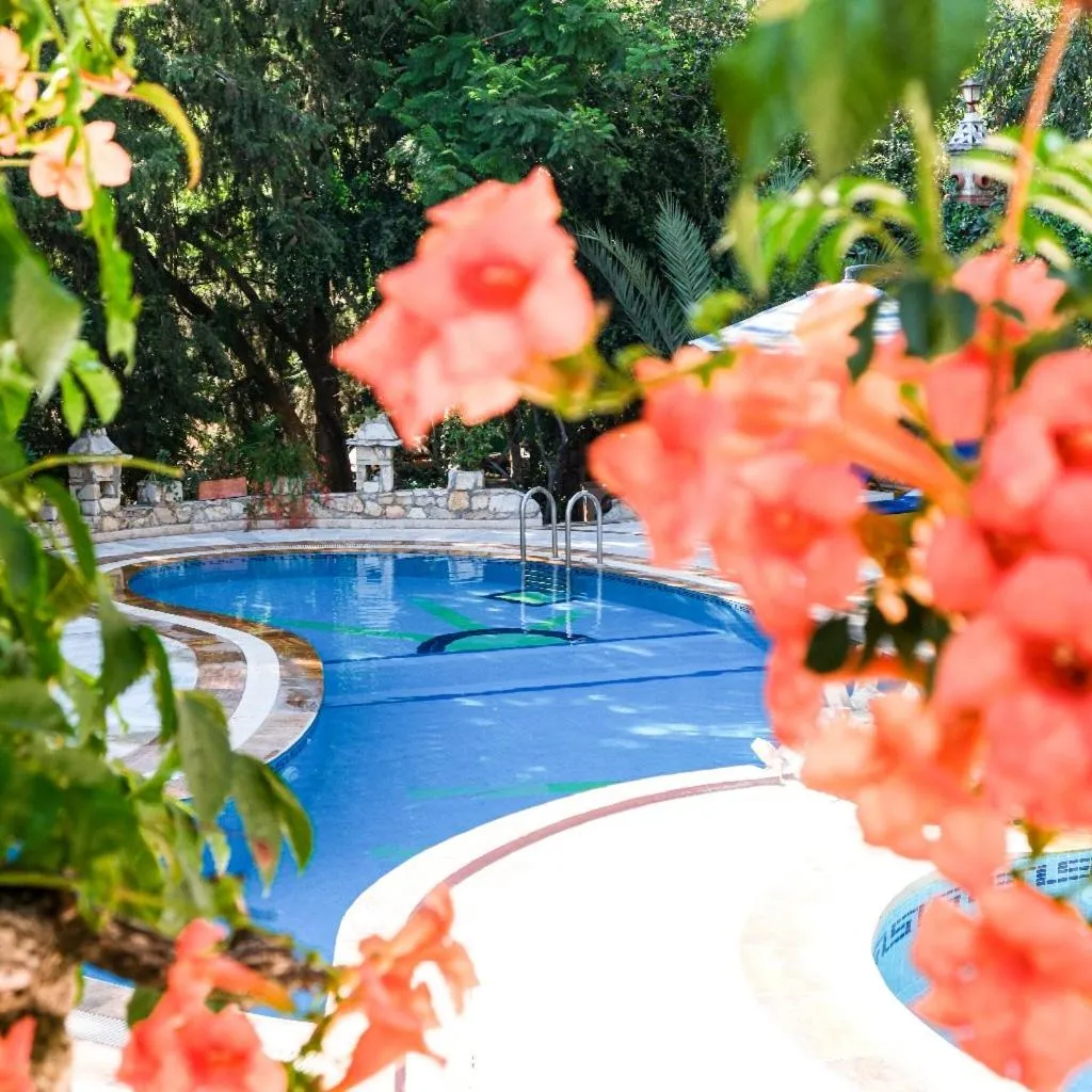 Spring in Villa Symbola