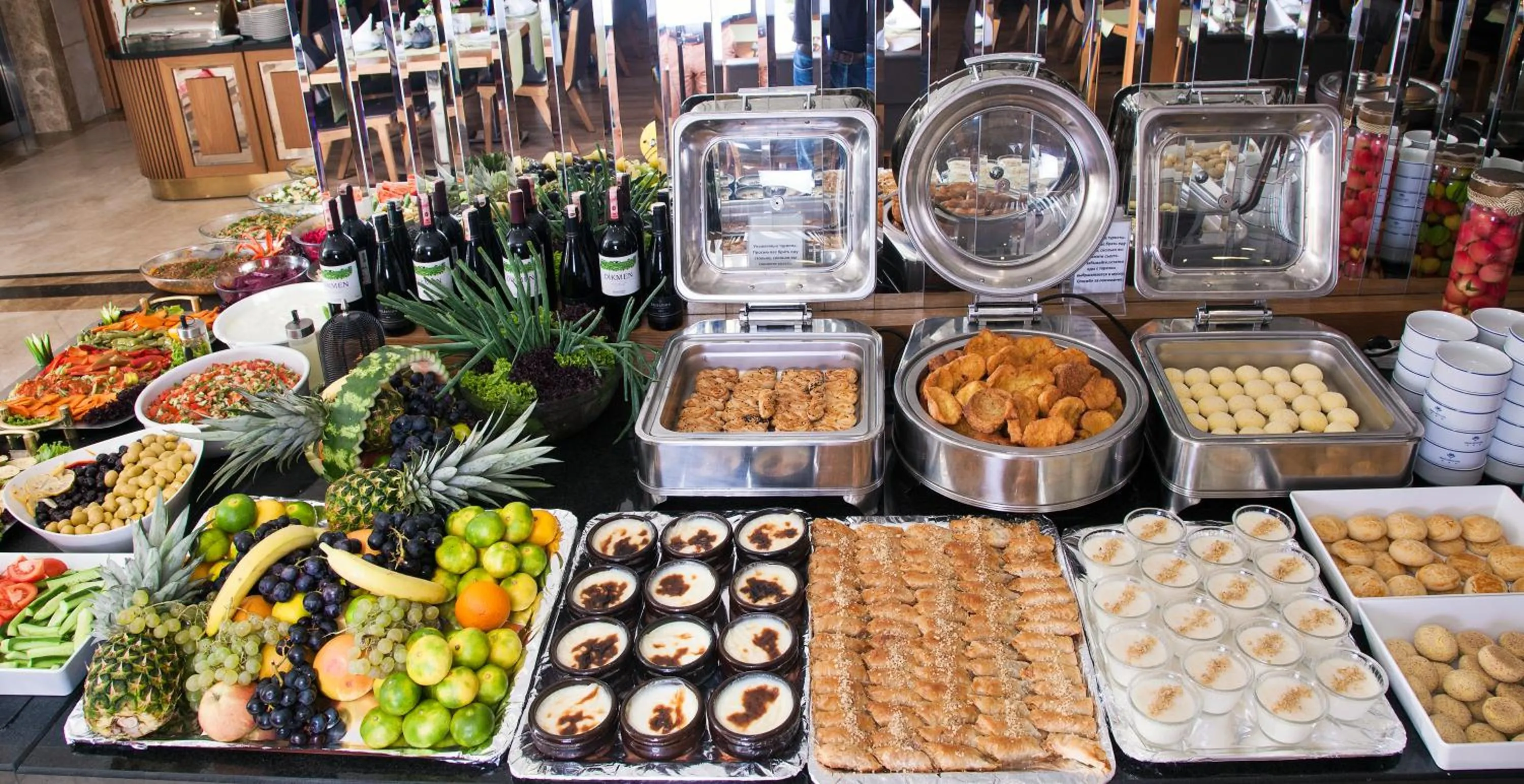 Food in Grand Asiyan Hotel