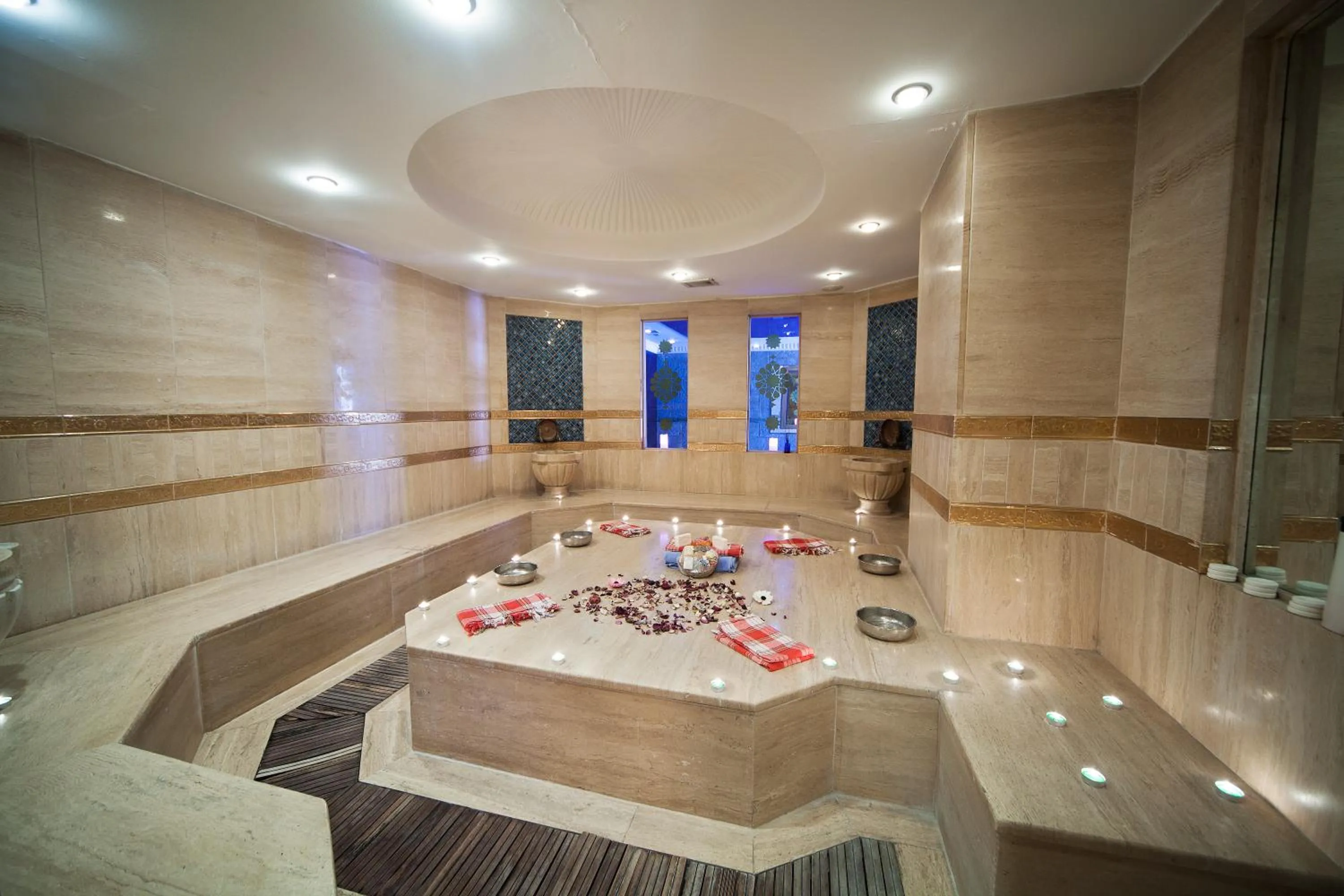 Public Bath in Grand Asiyan Hotel