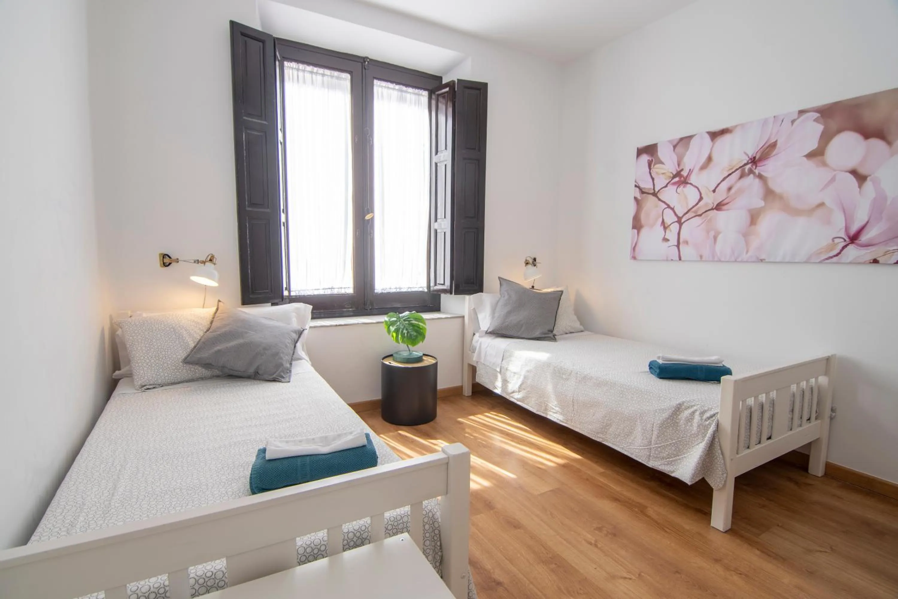 Bedroom, Bed in Casa Montalbán Apartamentos Turísticos