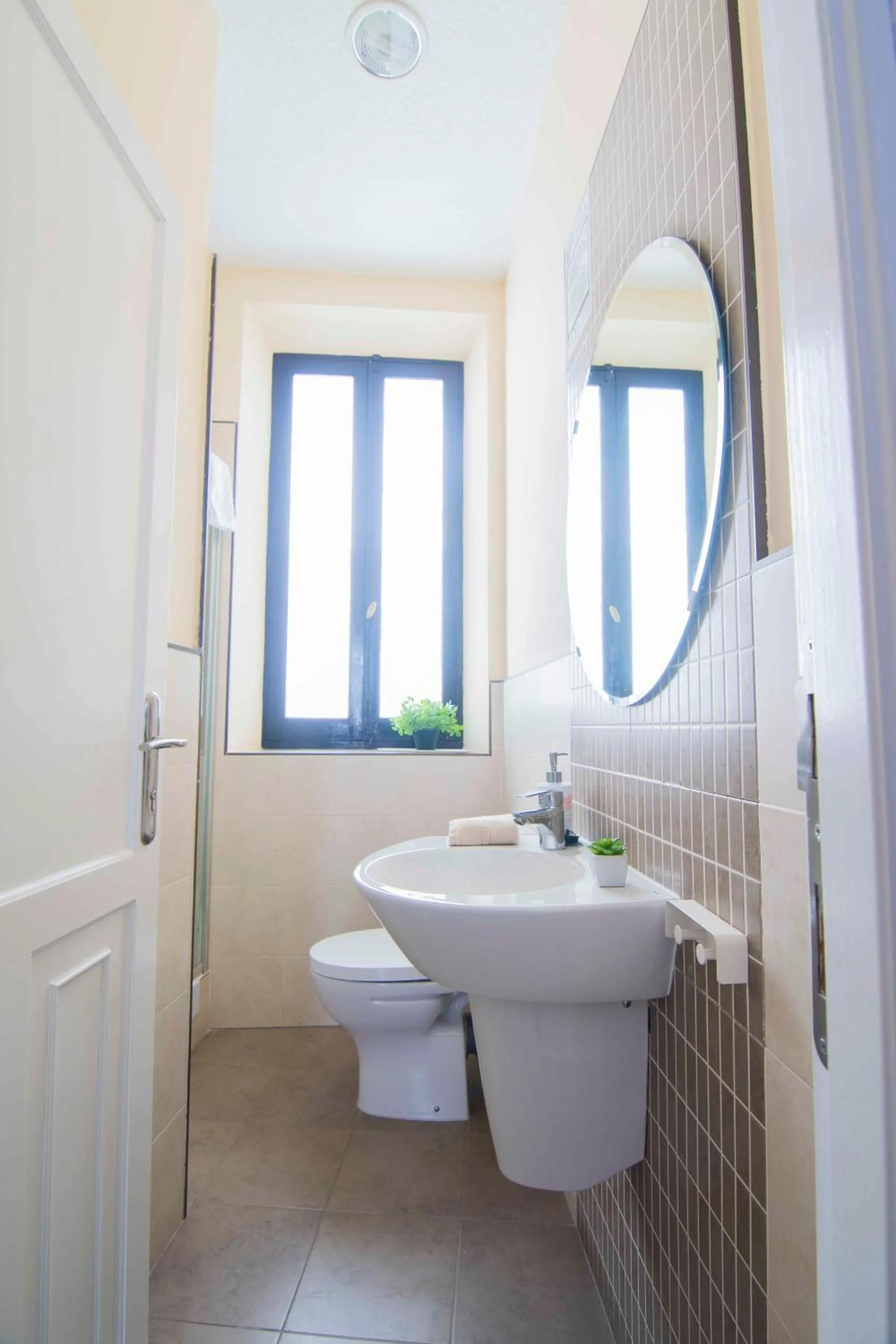 Bathroom in Casa Montalbán Apartamentos Turísticos