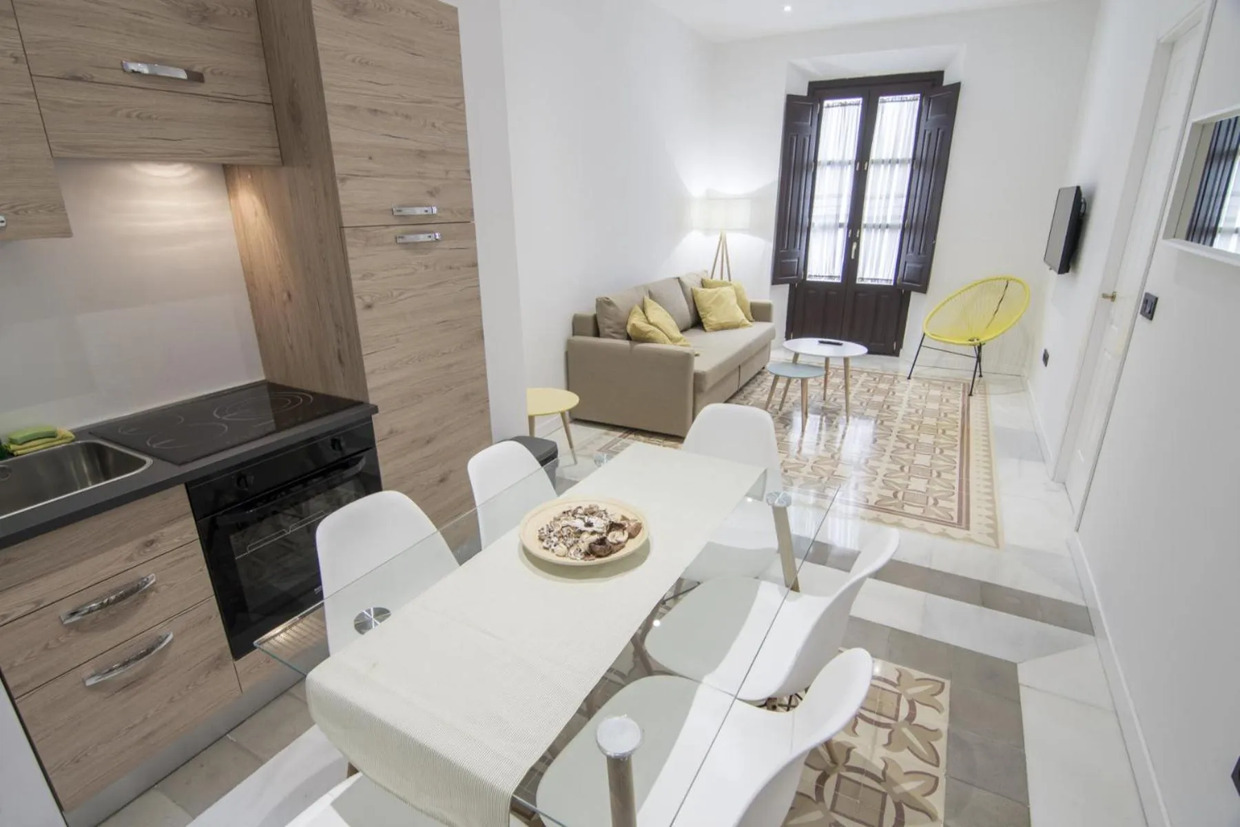 Kitchen or kitchenette in Casa Montalbán Apartamentos Turísticos