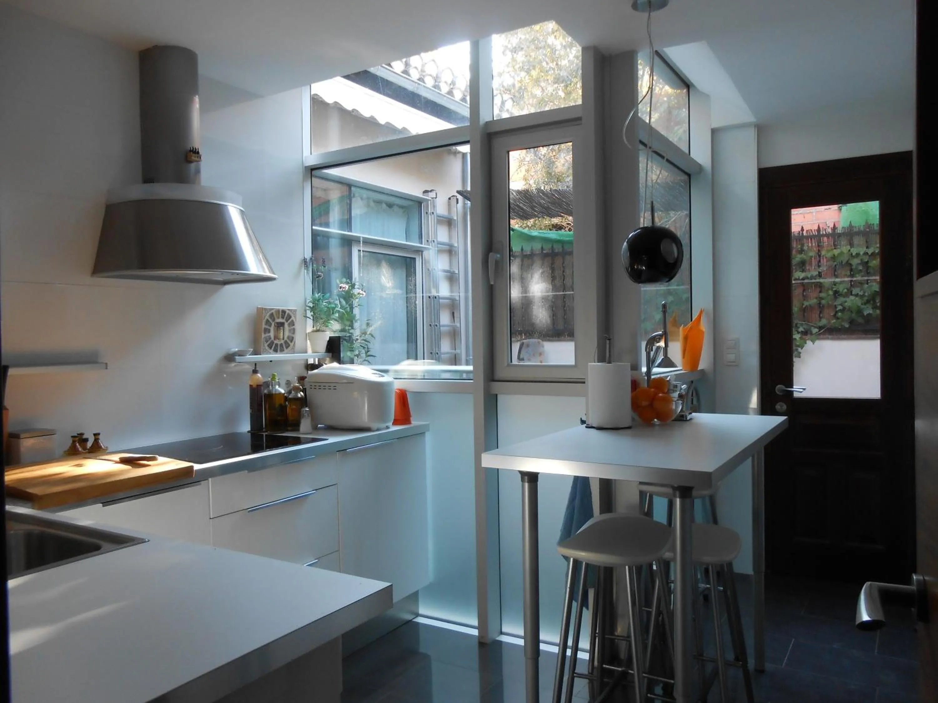 Kitchen or kitchenette in Casa Montalbán Apartamentos Turísticos