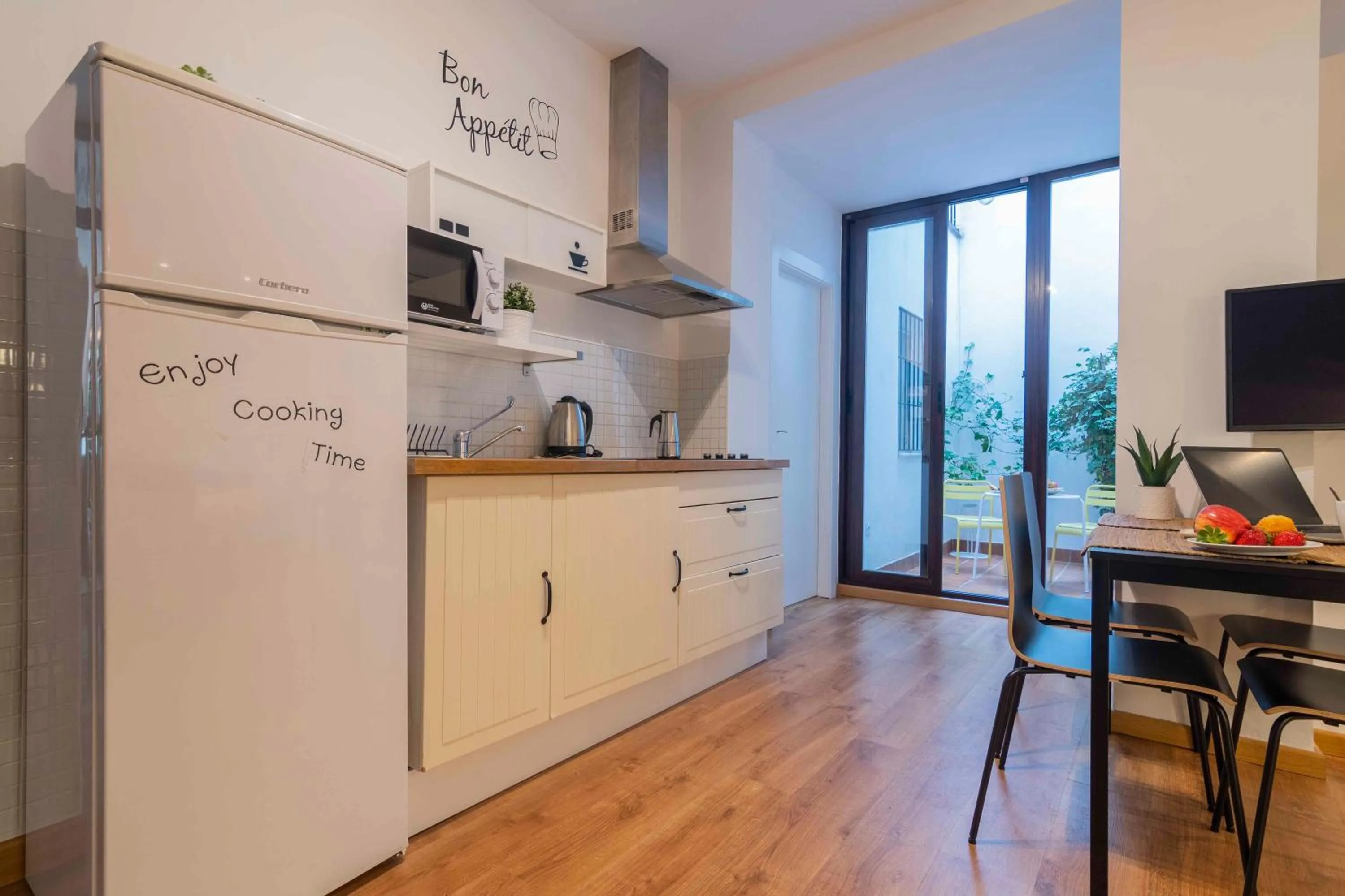 kitchen in Casa Montalbán Apartamentos Turísticos