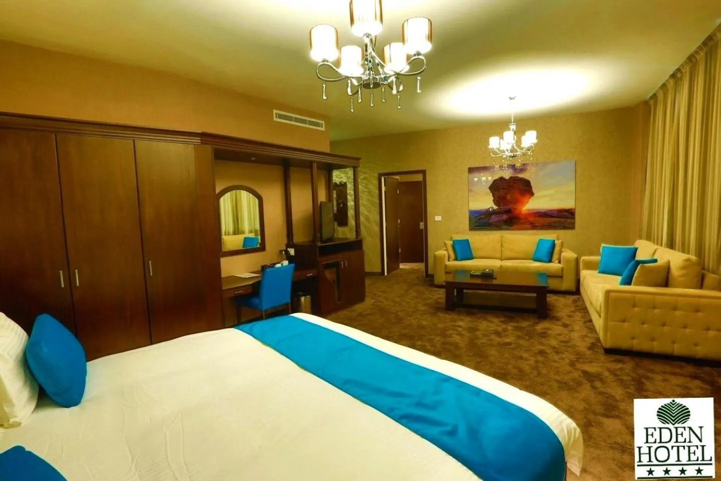 Photo of the whole room, Bed in Eden Hotel