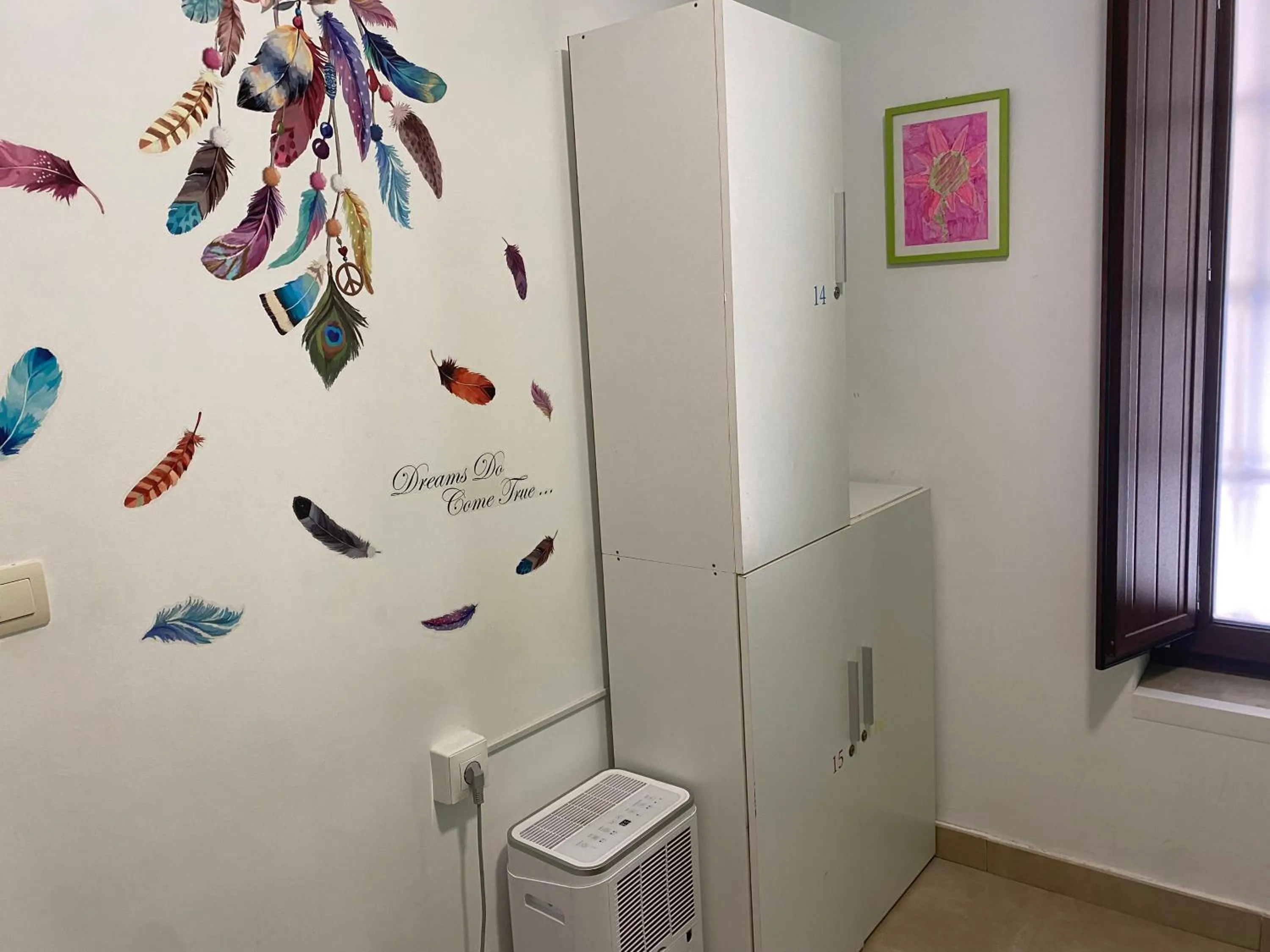 wardrobe in Oh! My Hostel