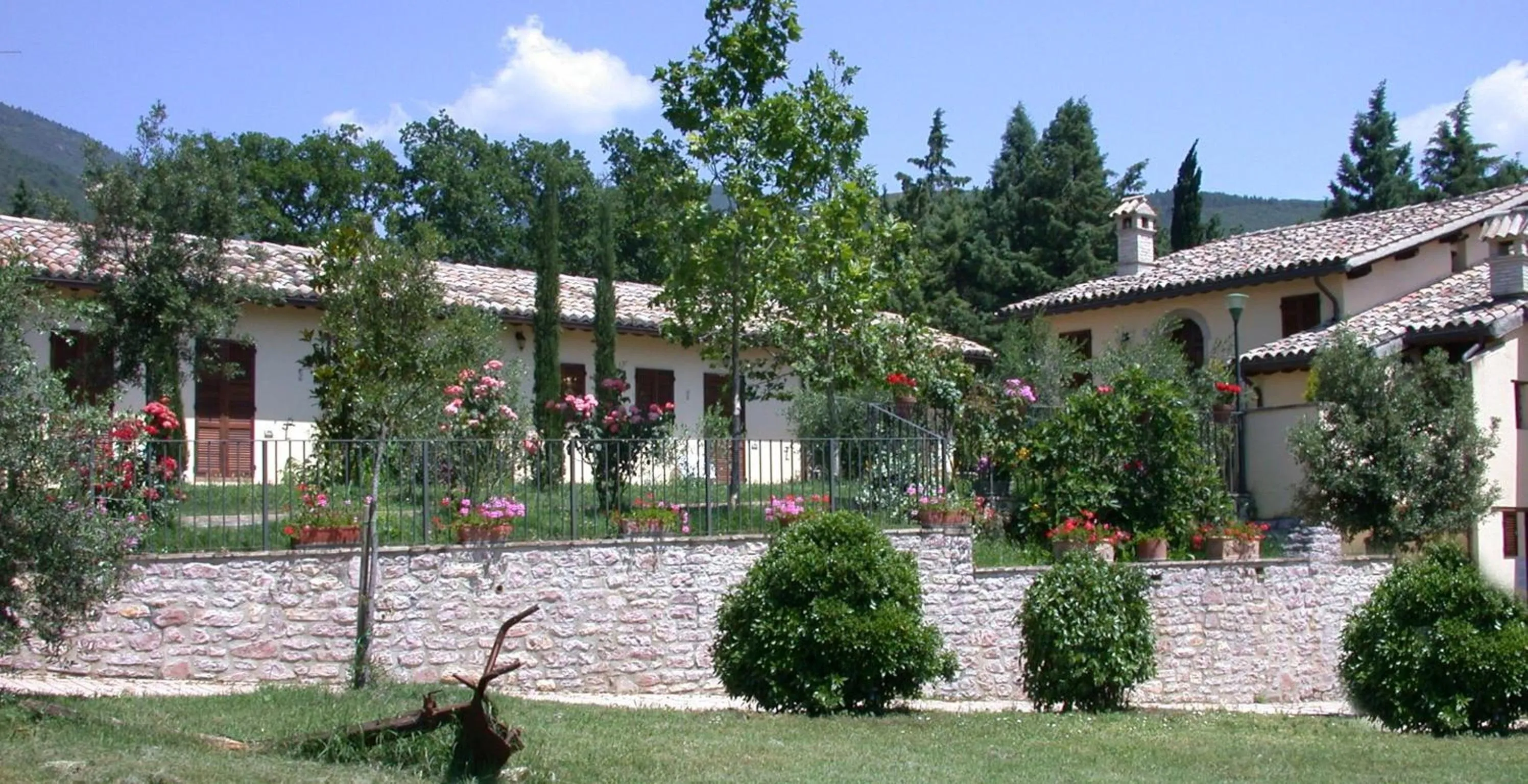 Facade/entrance in Agriturismo Sasso Rosso