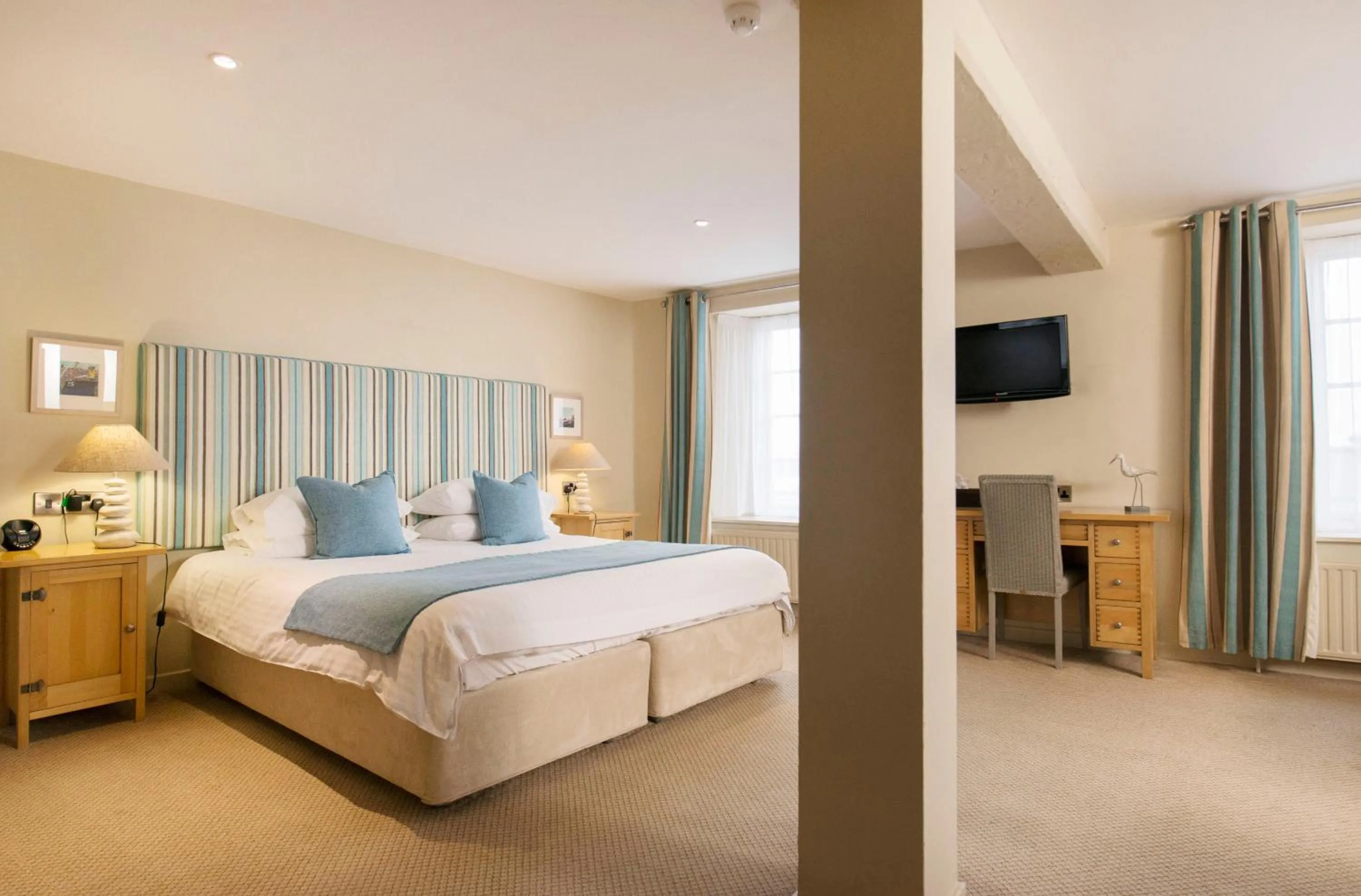 Bed in The Old Custom House