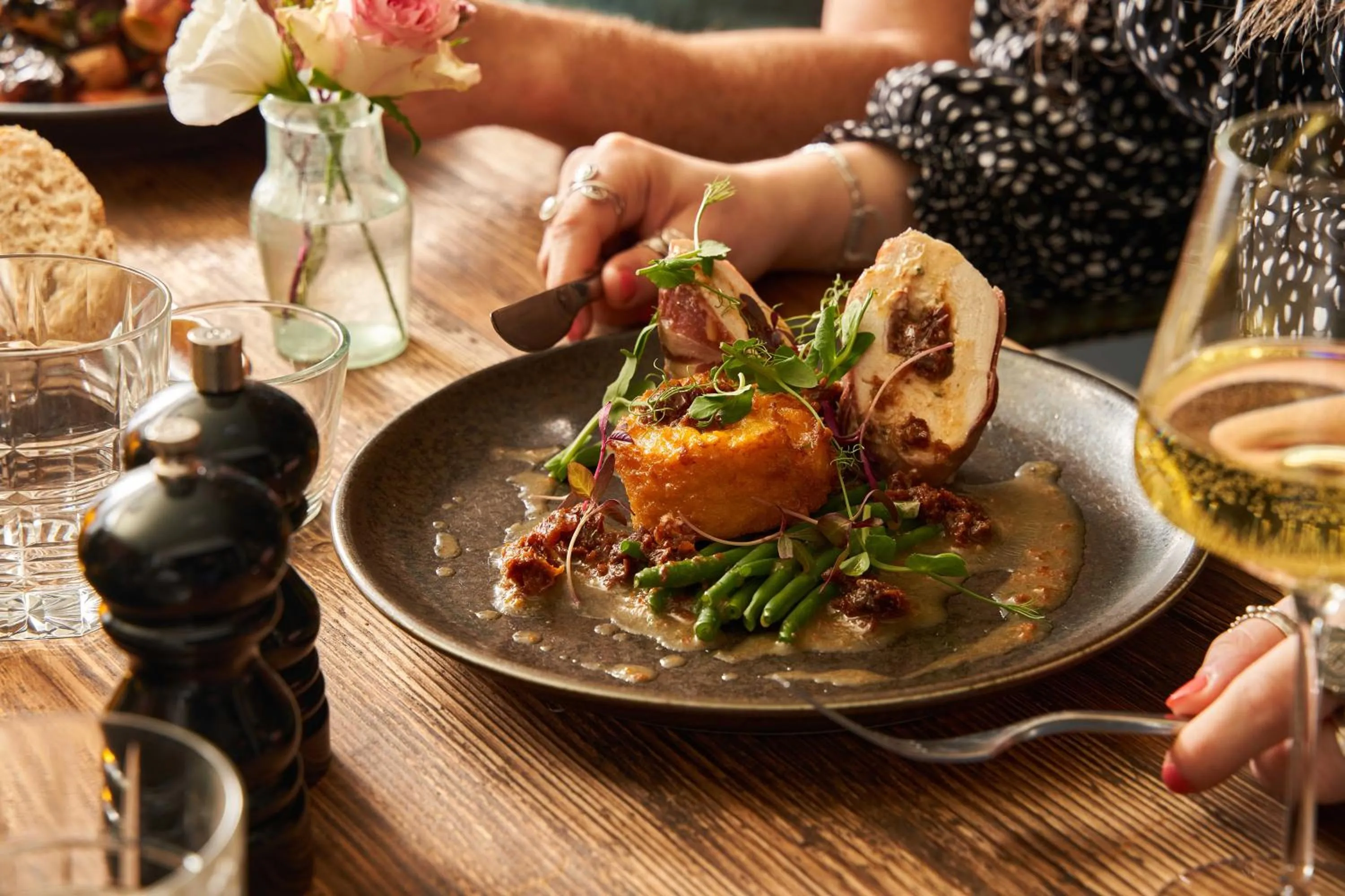 Food and drinks in The Old Custom House