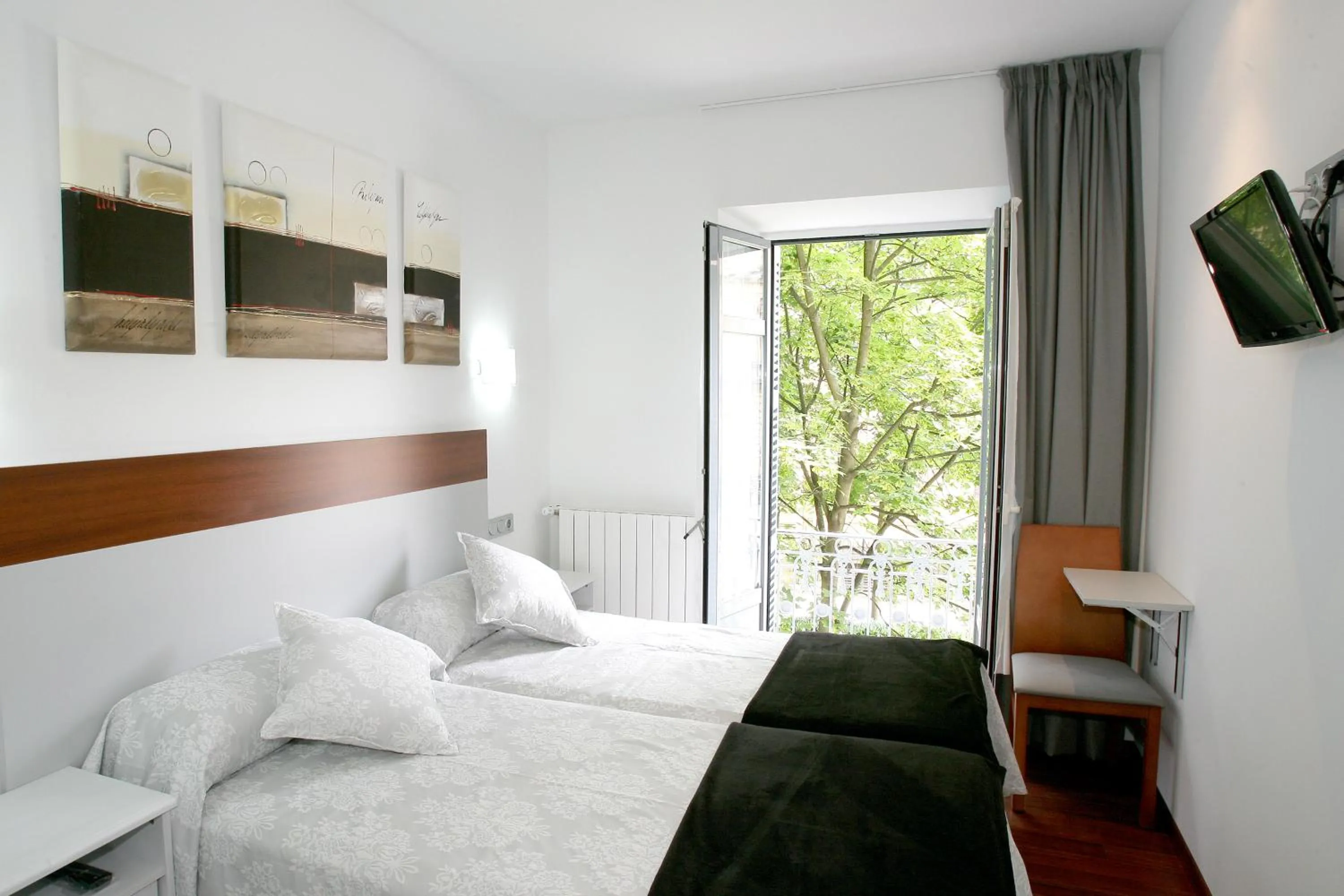 Toilet, Bed in Hostal San Ignacio Centro