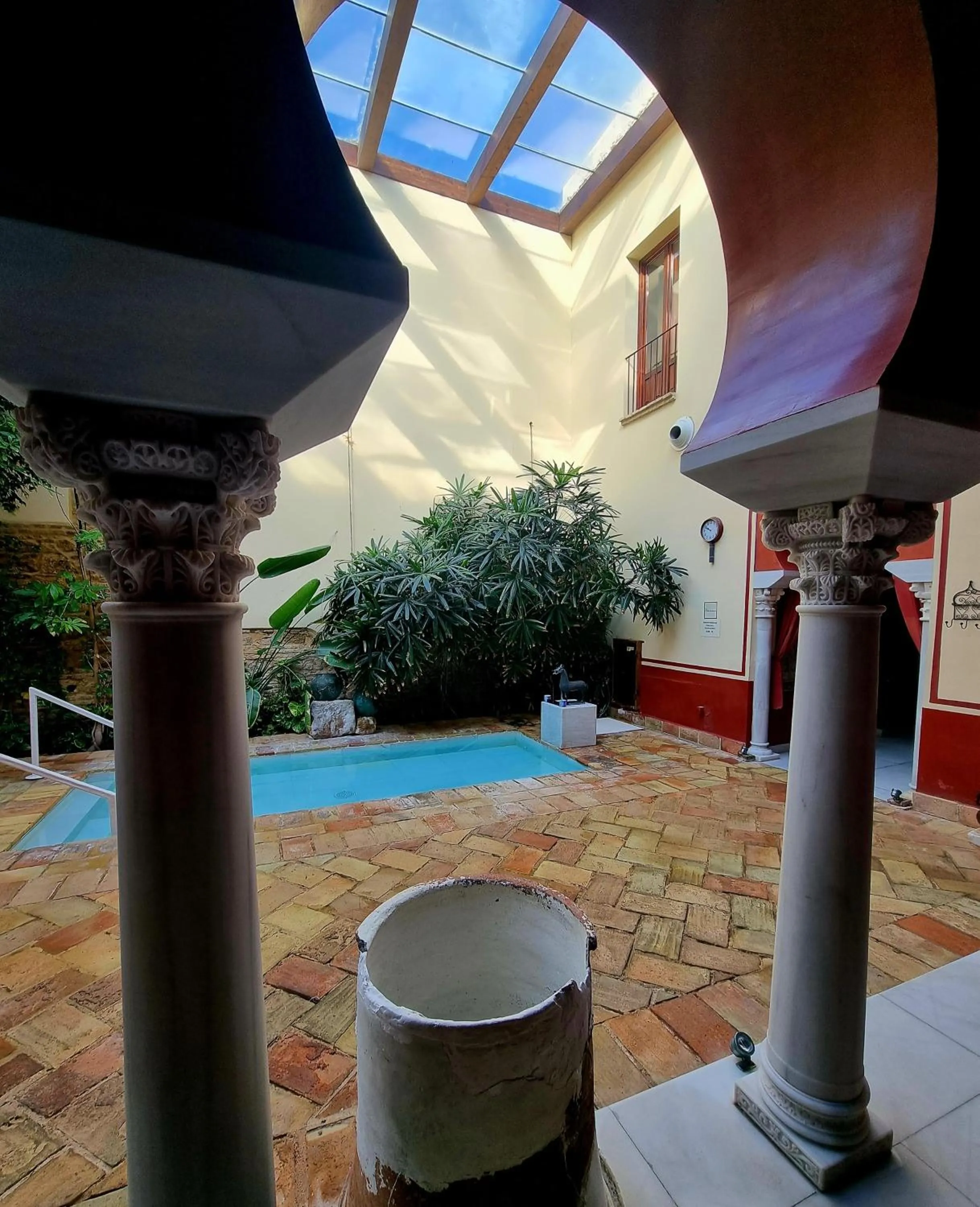 Hot Spring Bath in Hospederia Baños Arabes De Cordoba