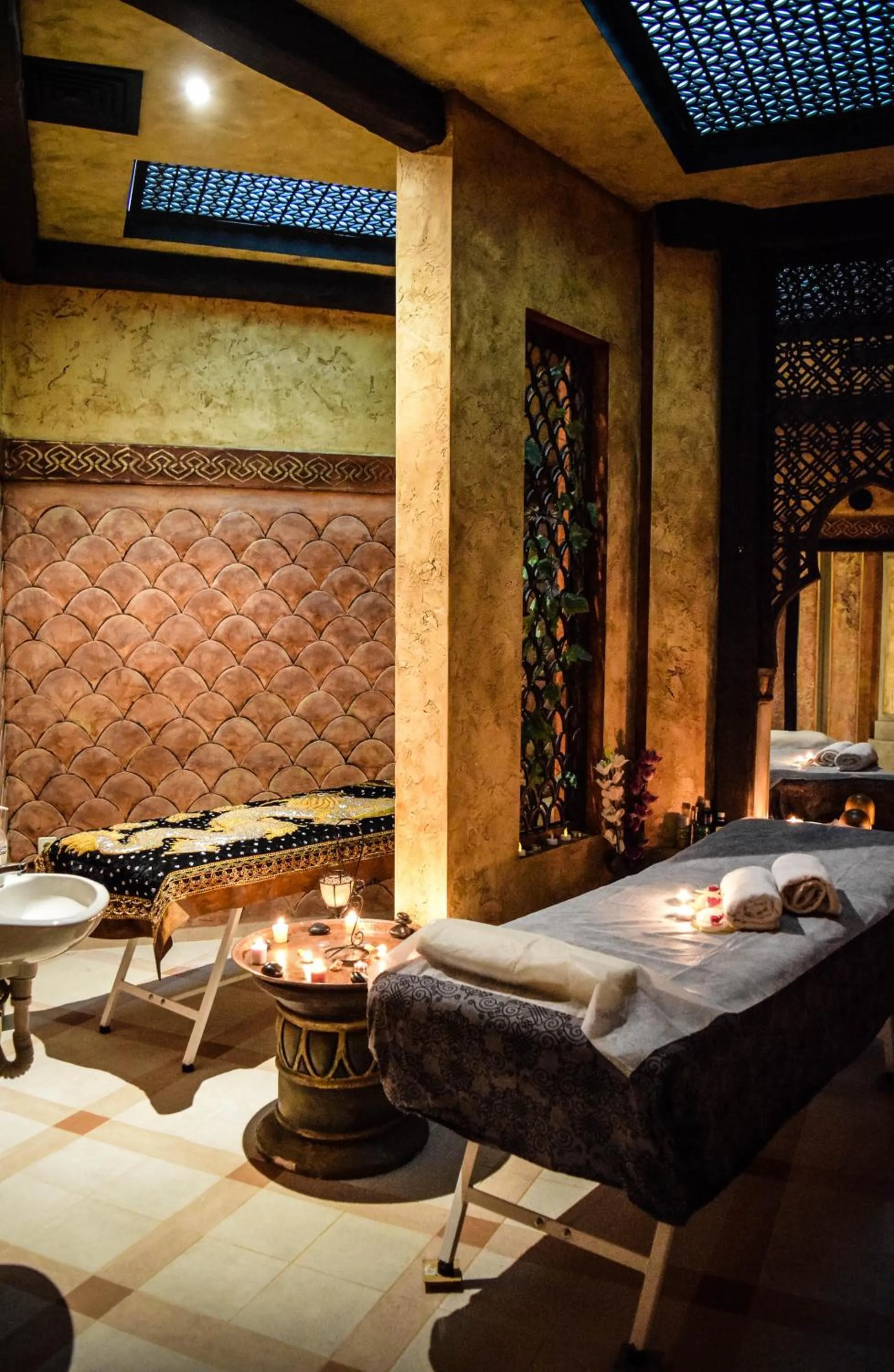 Massage in Karolina Hotel