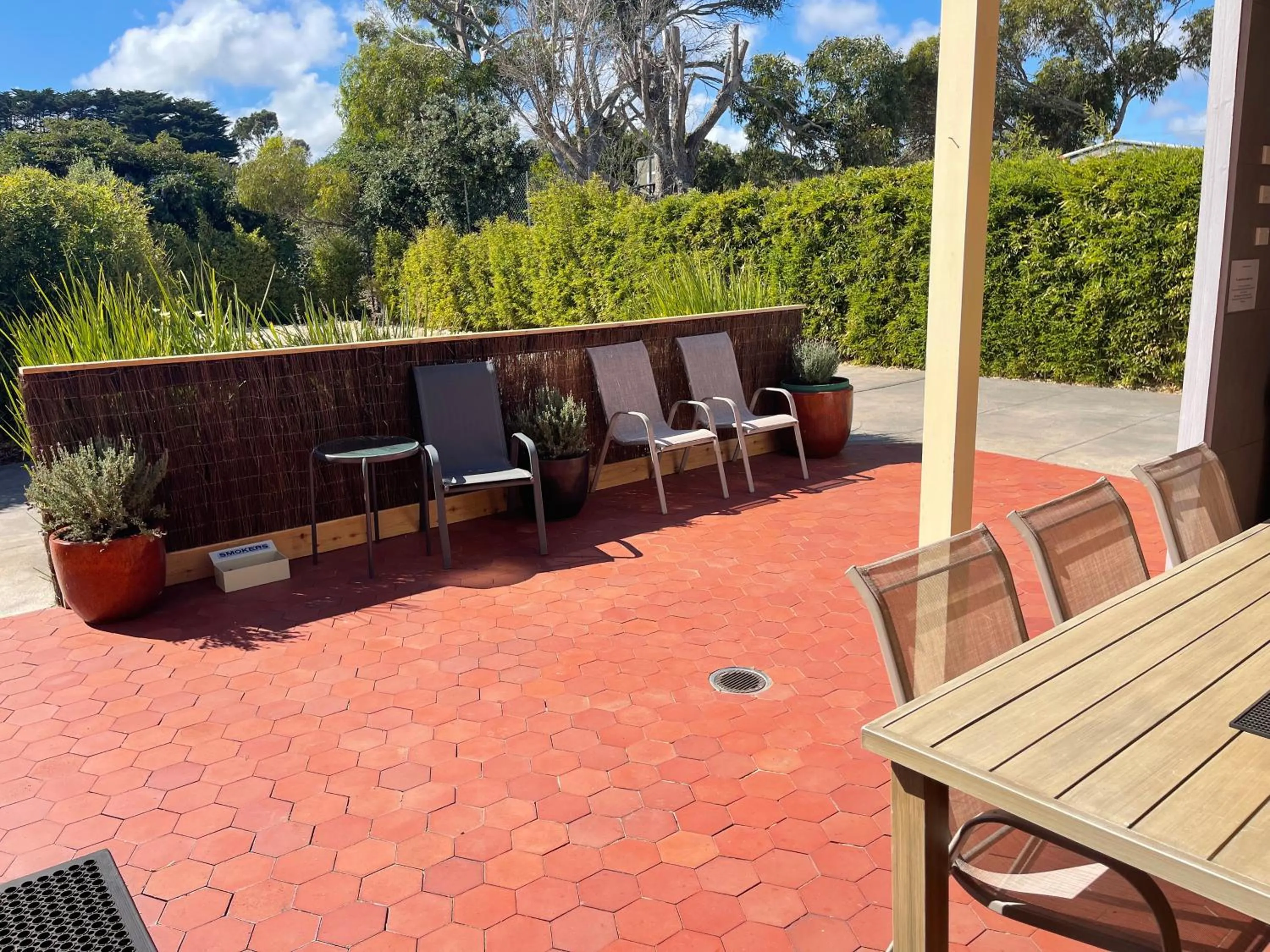 Parking in Austral Place 88 via Merri River