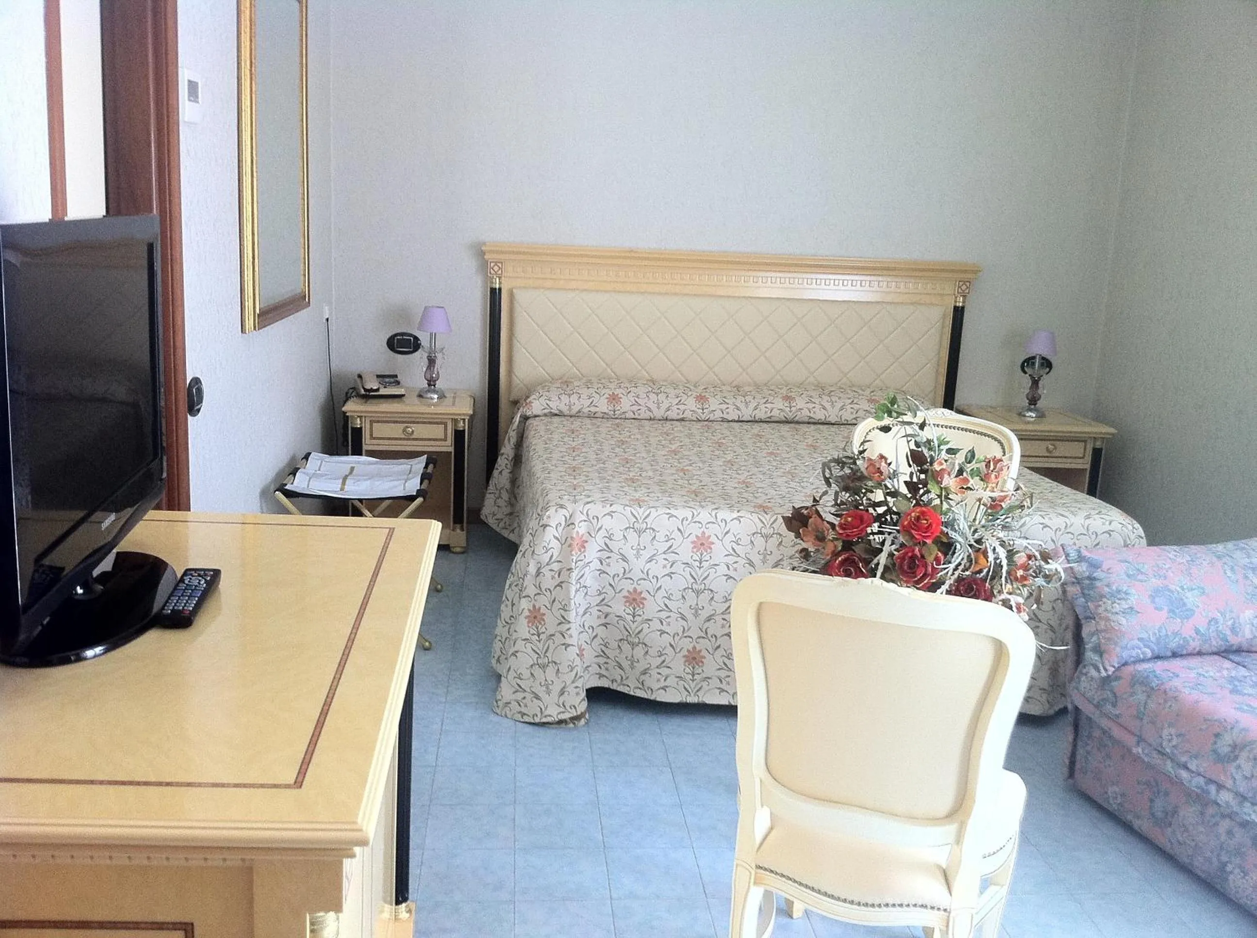 Decorative detail, Bed in Hotel Lido