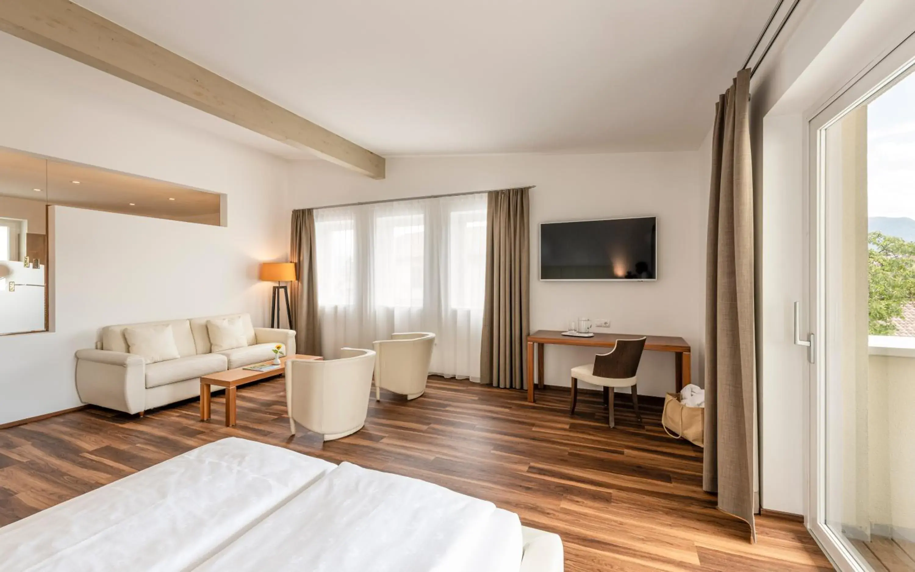 Deluxe Junior Suite in Hotel Mandelhof Deluxe Junior Suite in Hotel Mandelhof