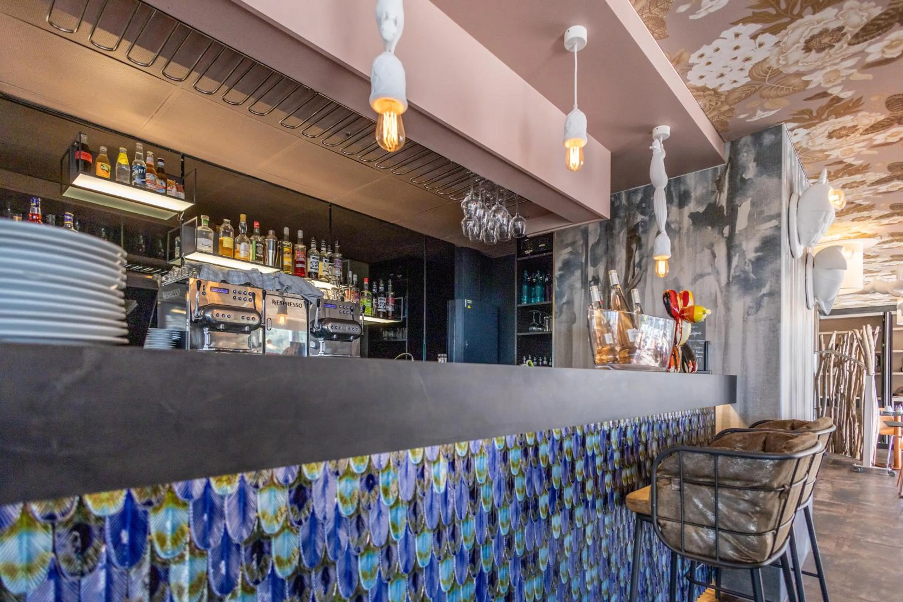 Restaurant/places to eat in Best Western Aquakub