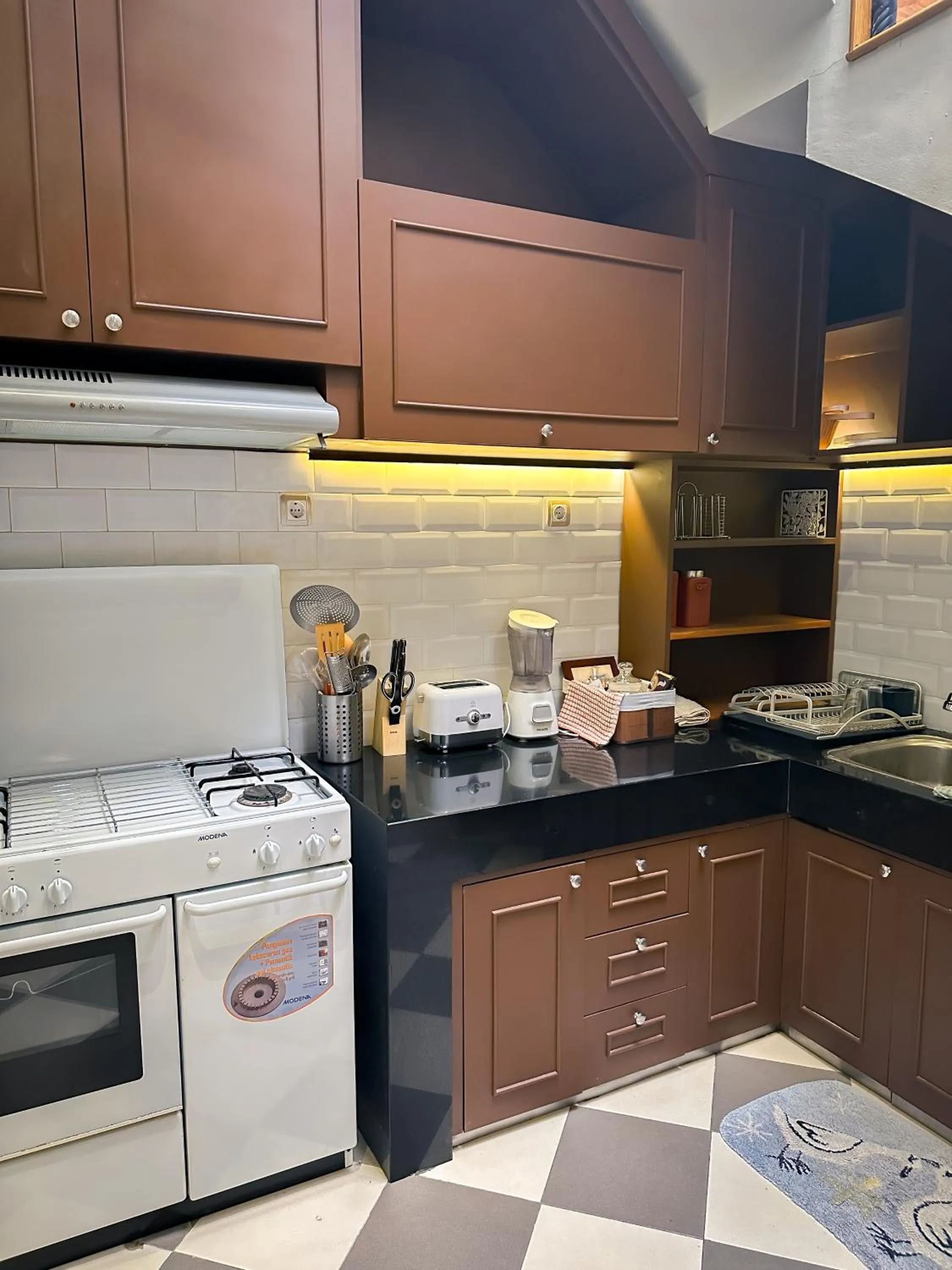 Kitchen or kitchenette in Hening Pool Residence