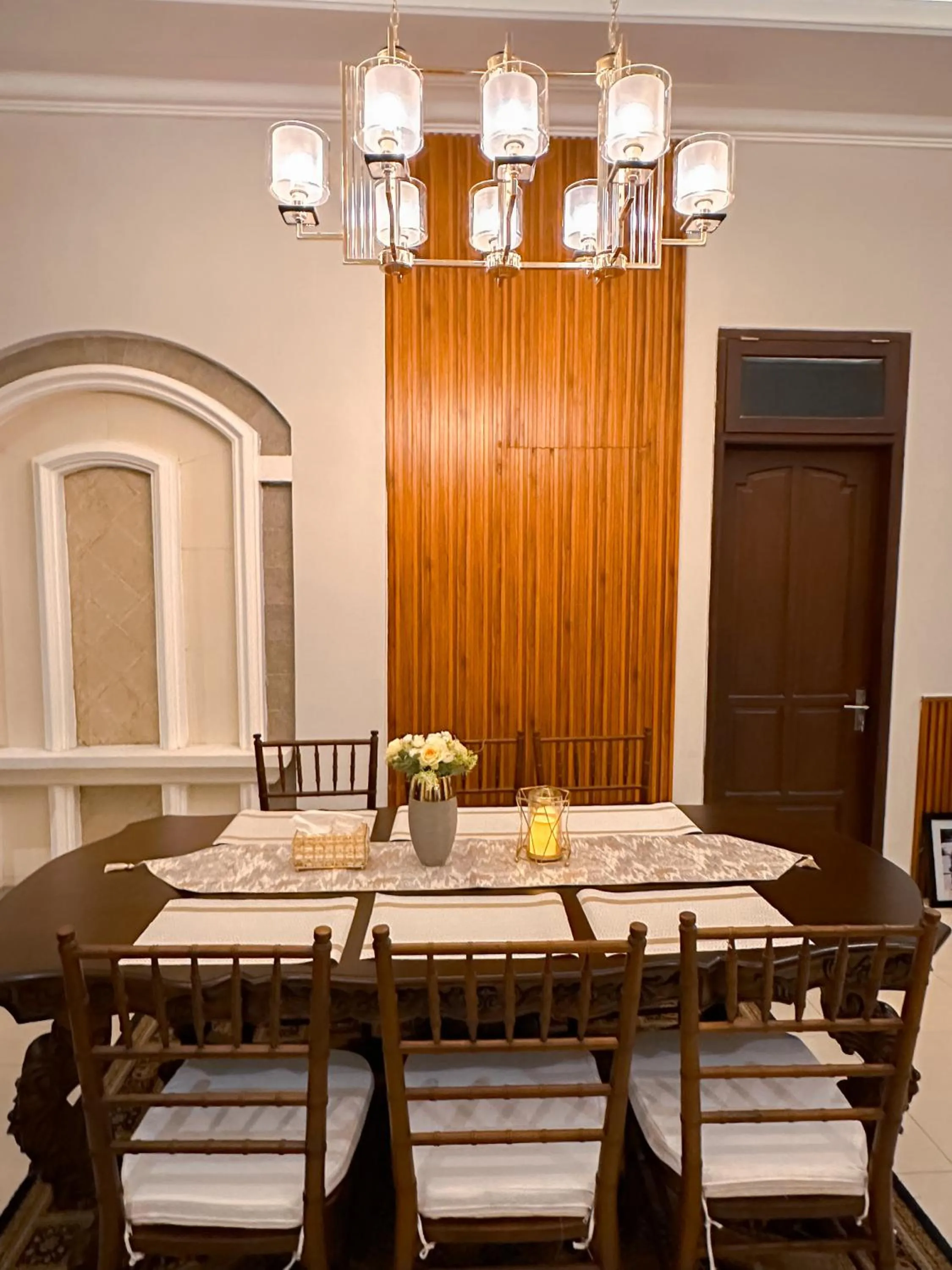 Dining area in Hening Pool Residence