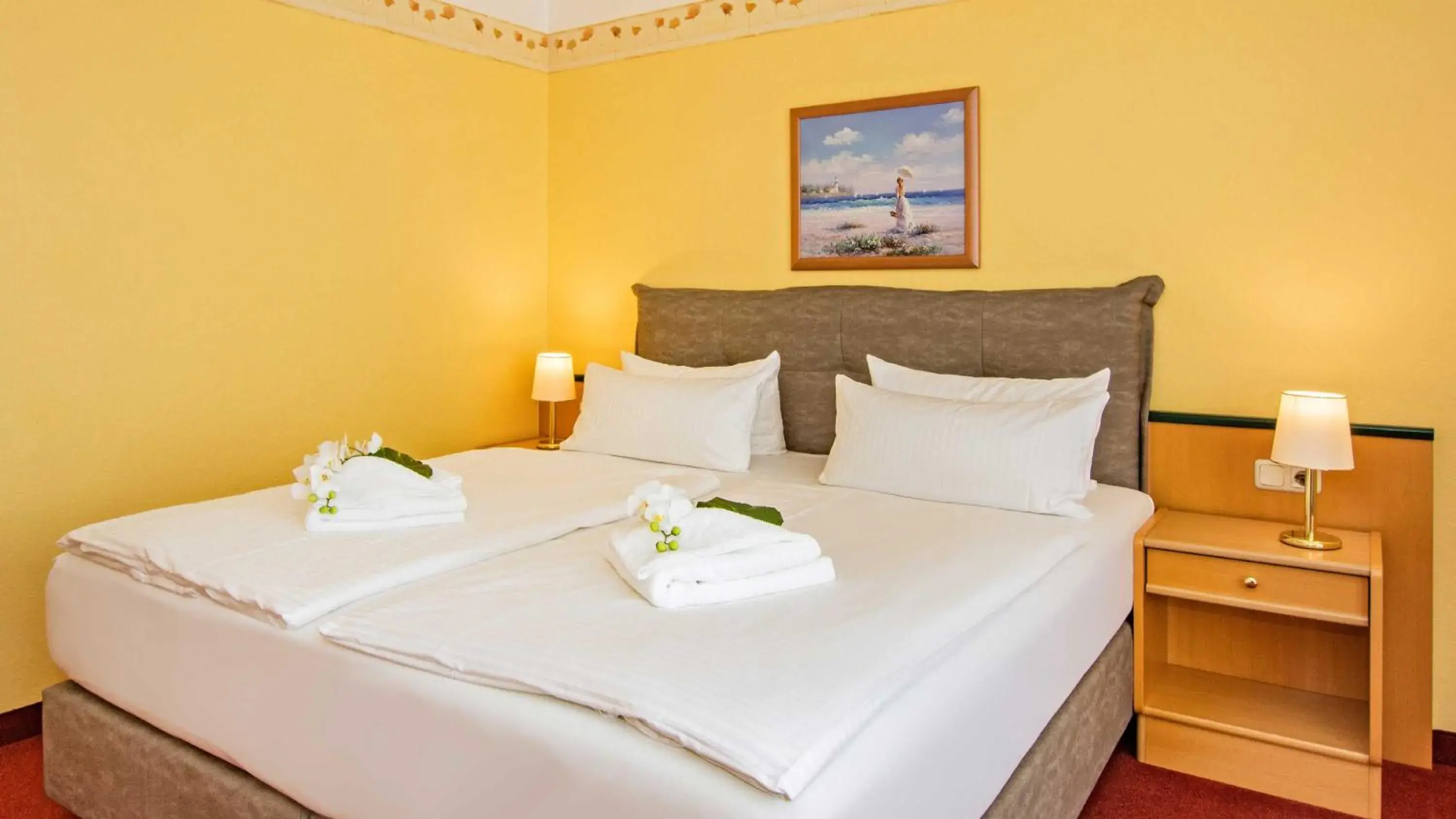 Comfort Double Room in Hotel Garni Nussbaumhof Comfort Double Room in Hotel Garni Nussbaumhof