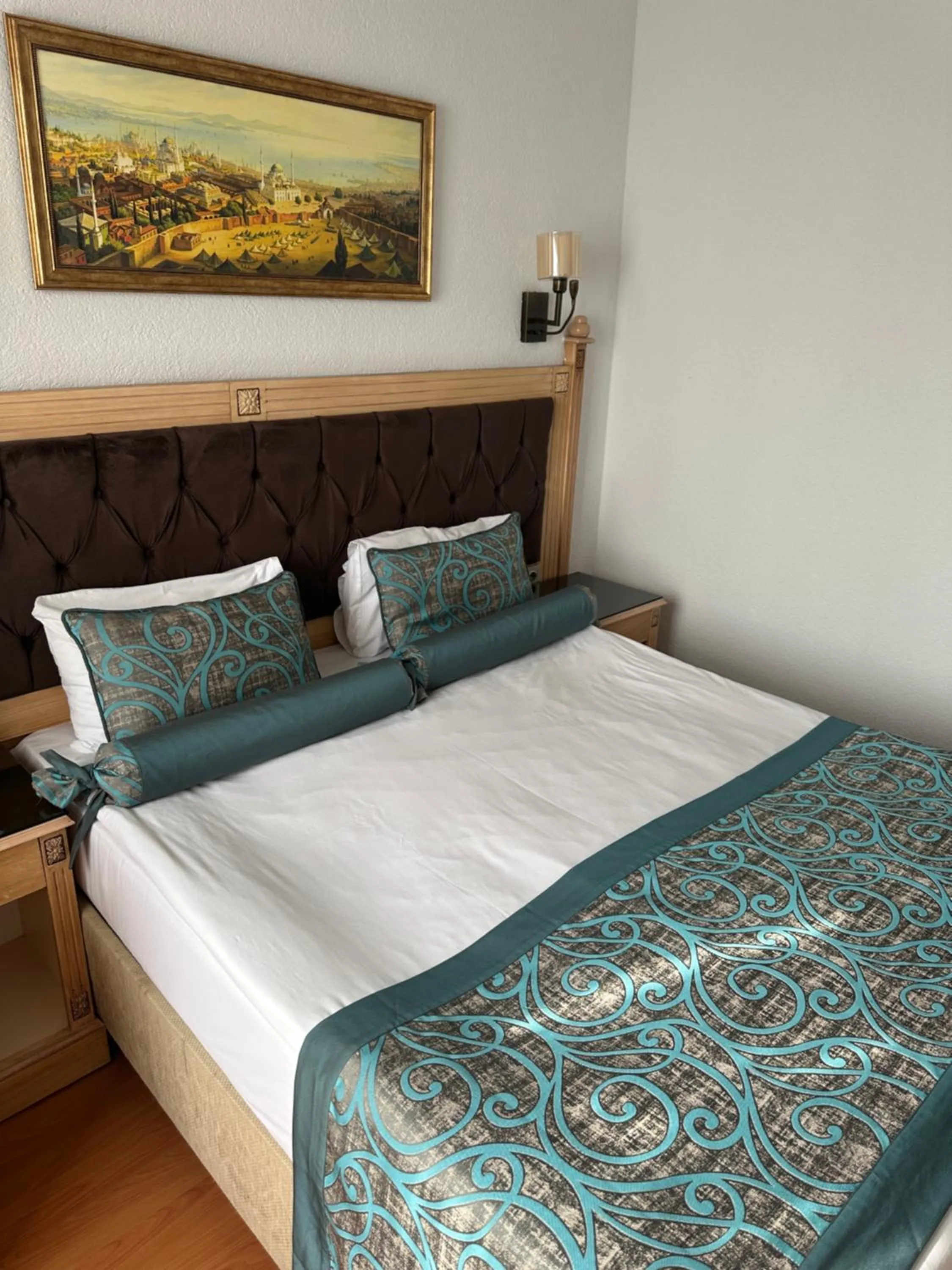 Bed in Blue Tuana Hotel Old City