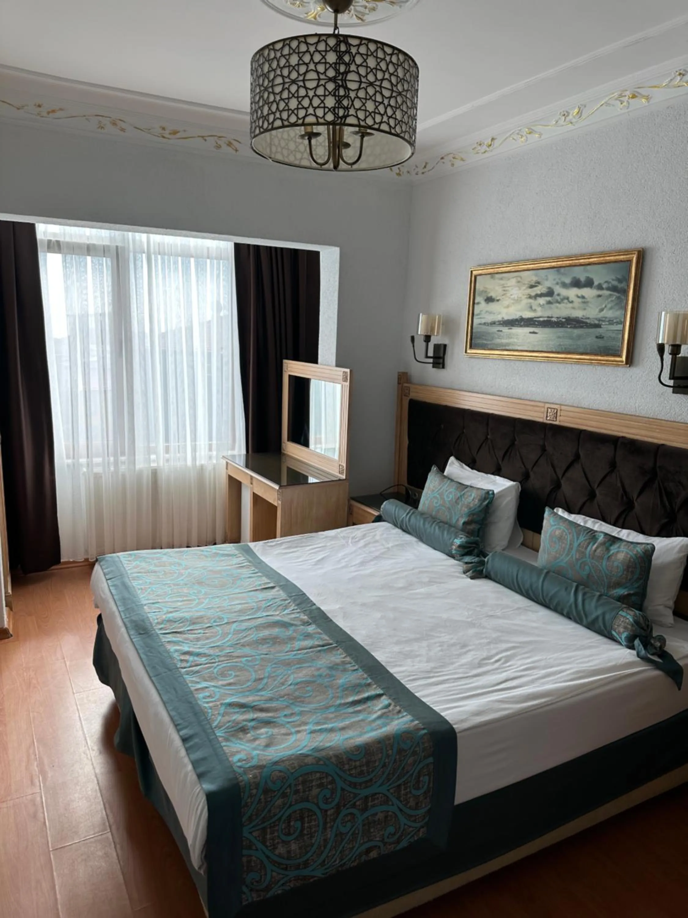 Bed in Blue Tuana Hotel Old City