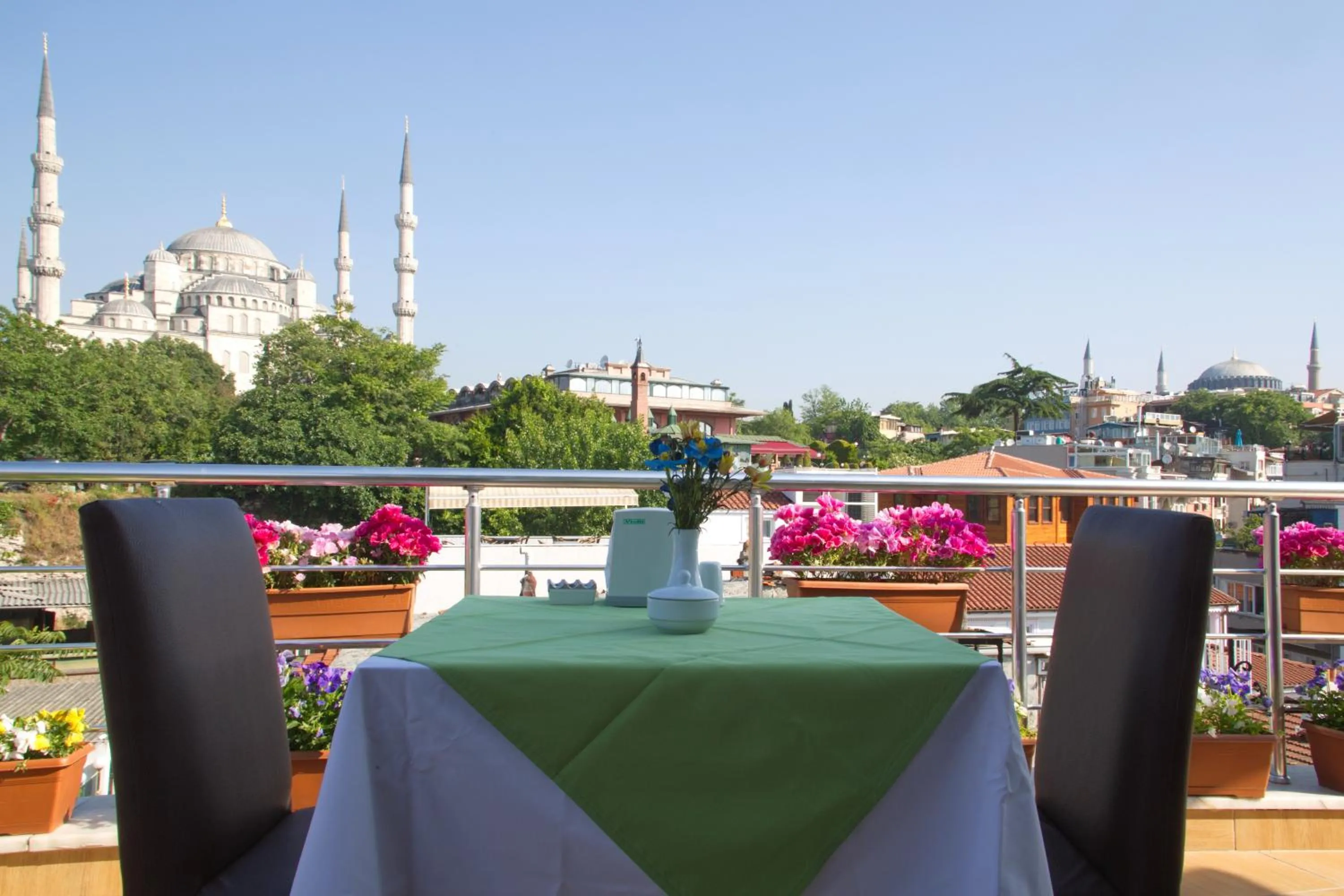 Balcony/Terrace in Blue Tuana Hotel Old City