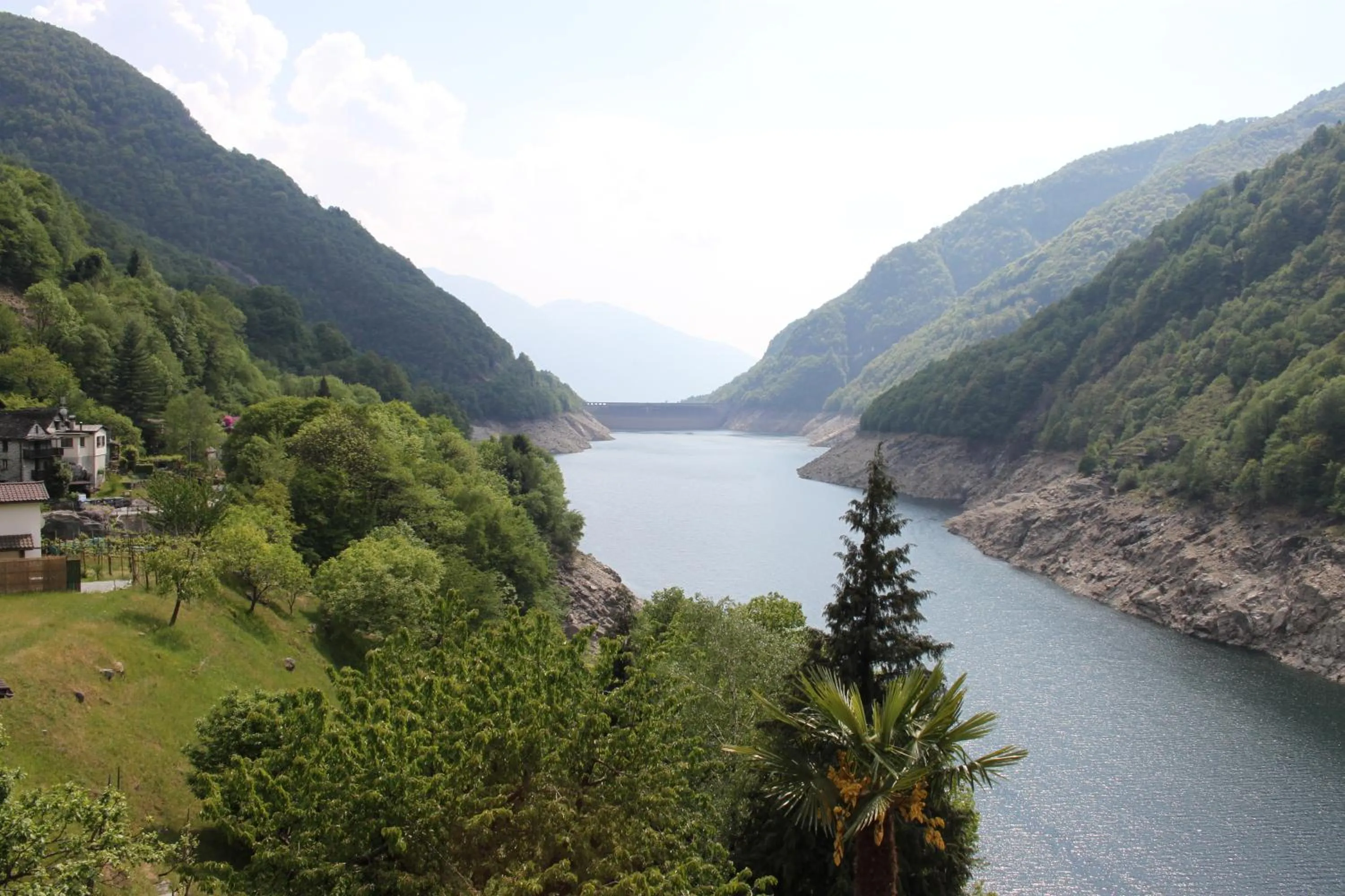 Property building in Hotel Al Lago