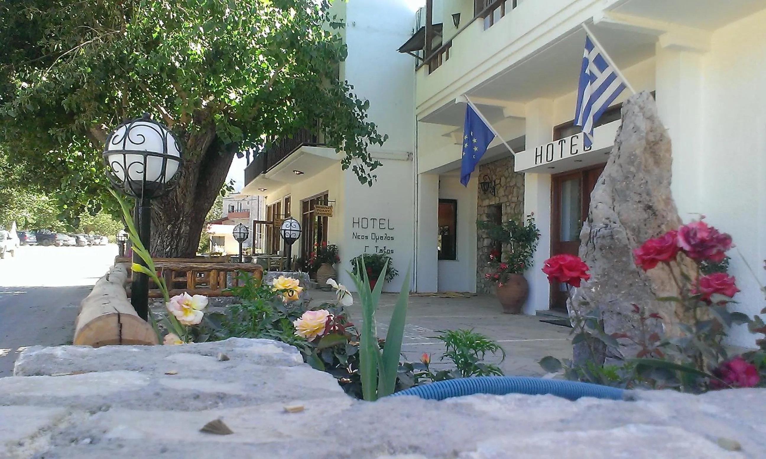 Facade/entrance in Neos Omalos Hotel