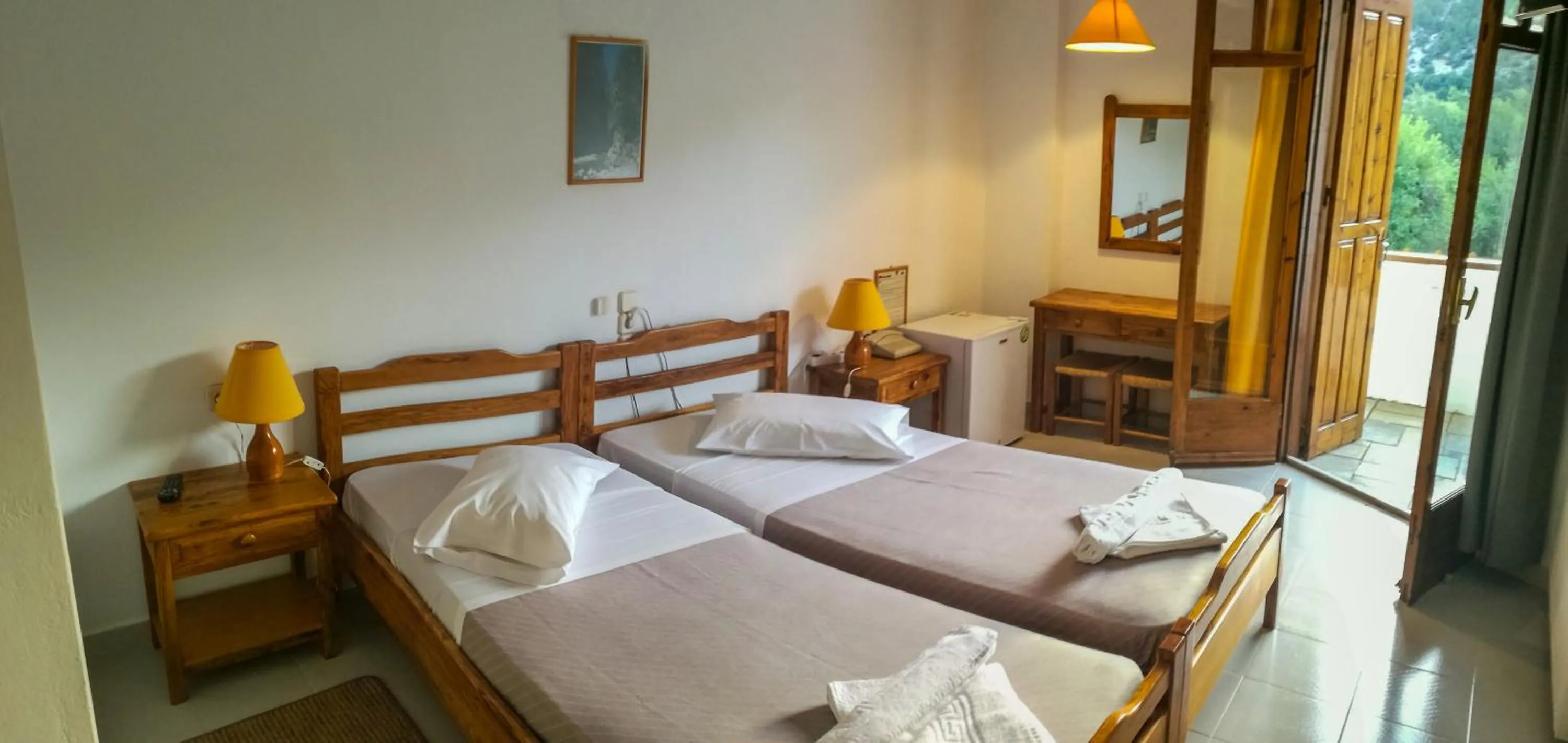 Bedroom, Bed in Neos Omalos Hotel