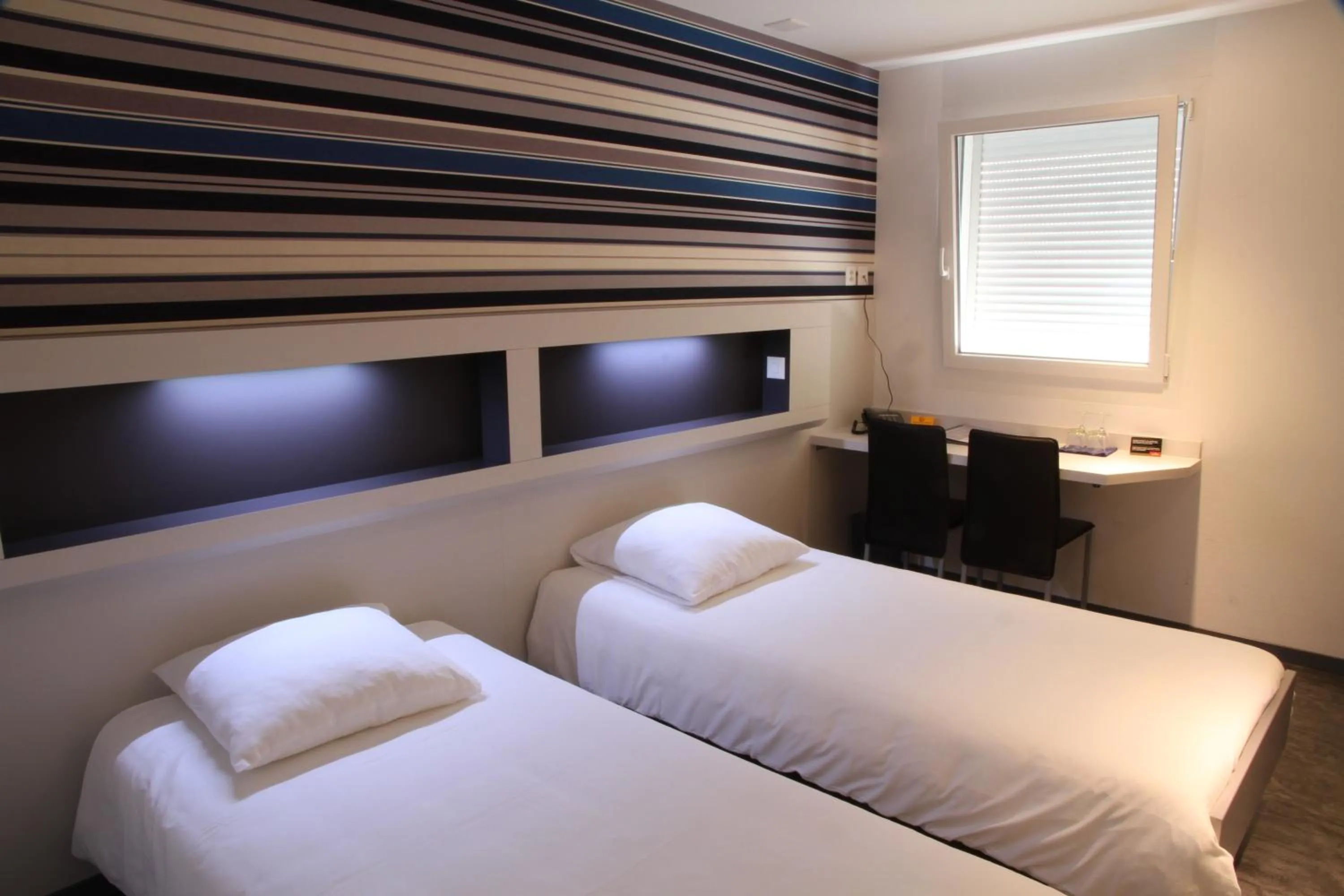 Bedroom in My Hotel Fribourg