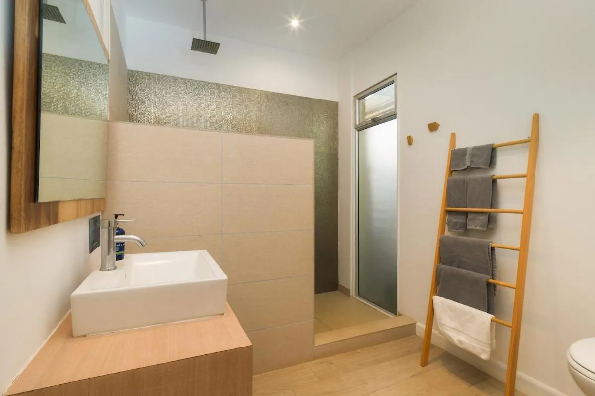 Shower in BOHO Tamarindo