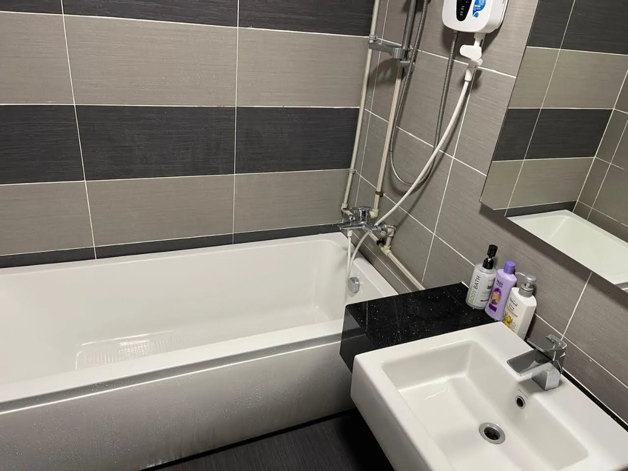 JB City D'Esplanade Shopping mall apartment