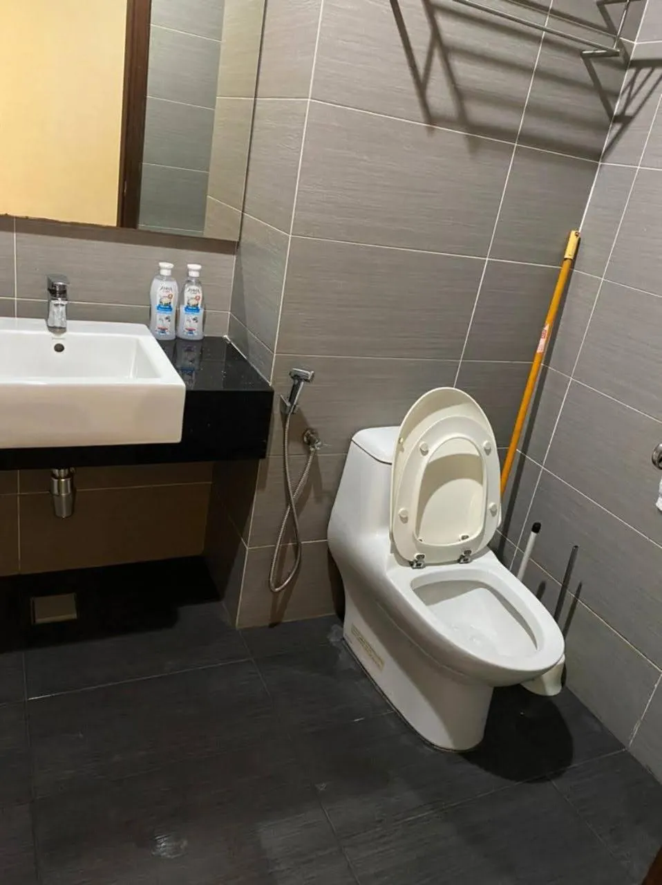 JB City D'Esplanade Shopping mall apartment