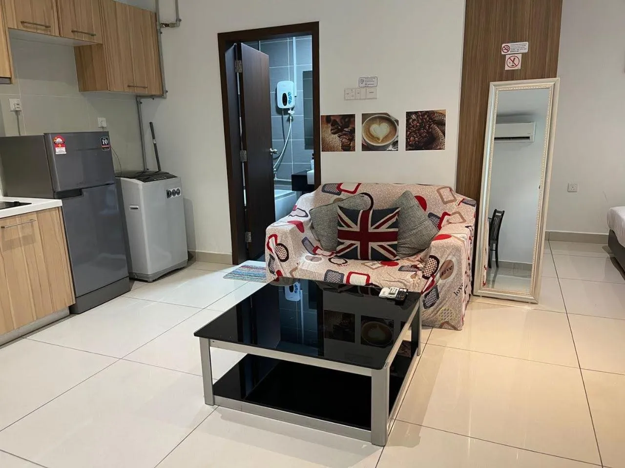 JB City D'Esplanade Shopping mall apartment