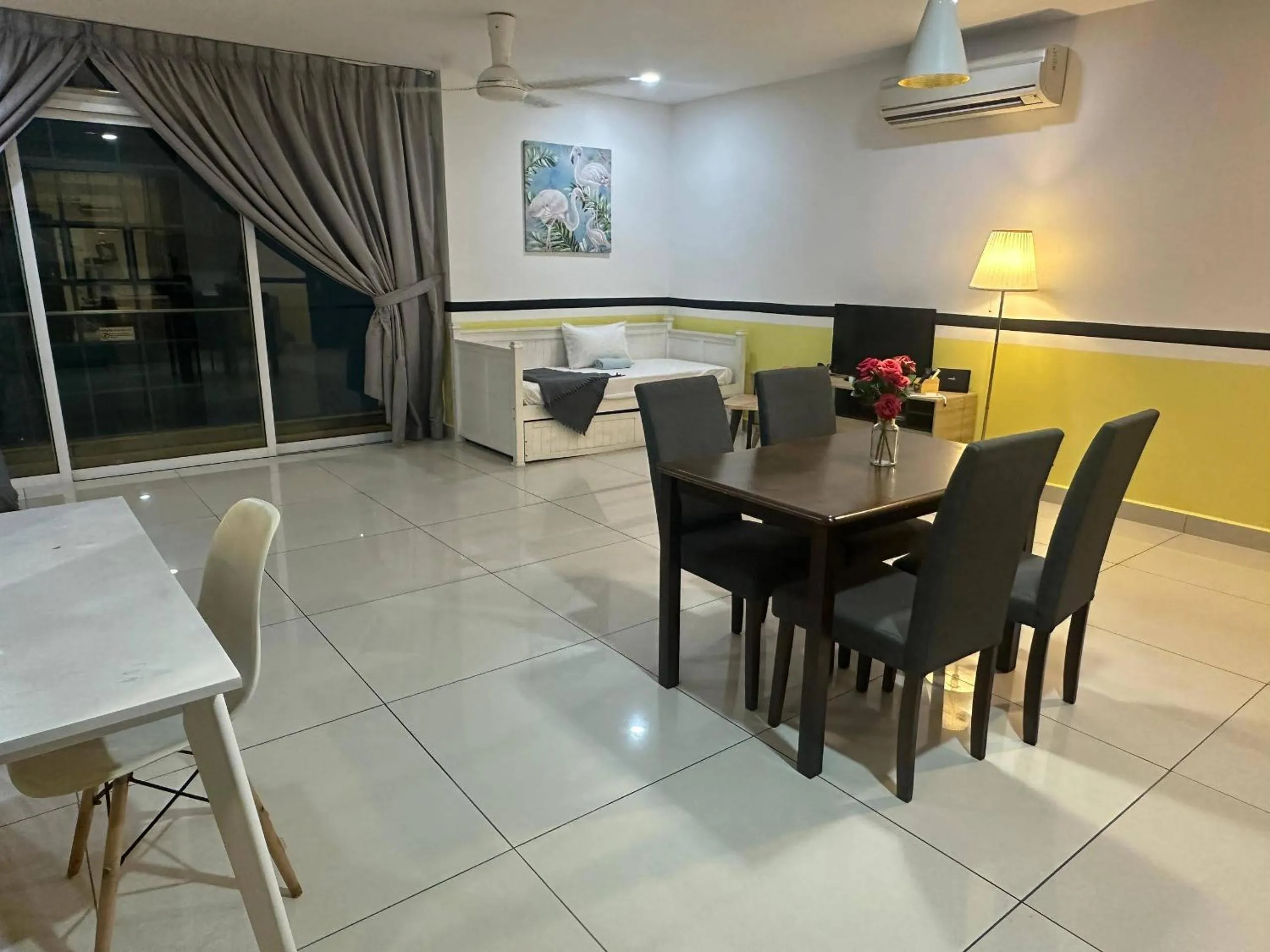 JB City D'Esplanade Shopping mall apartment