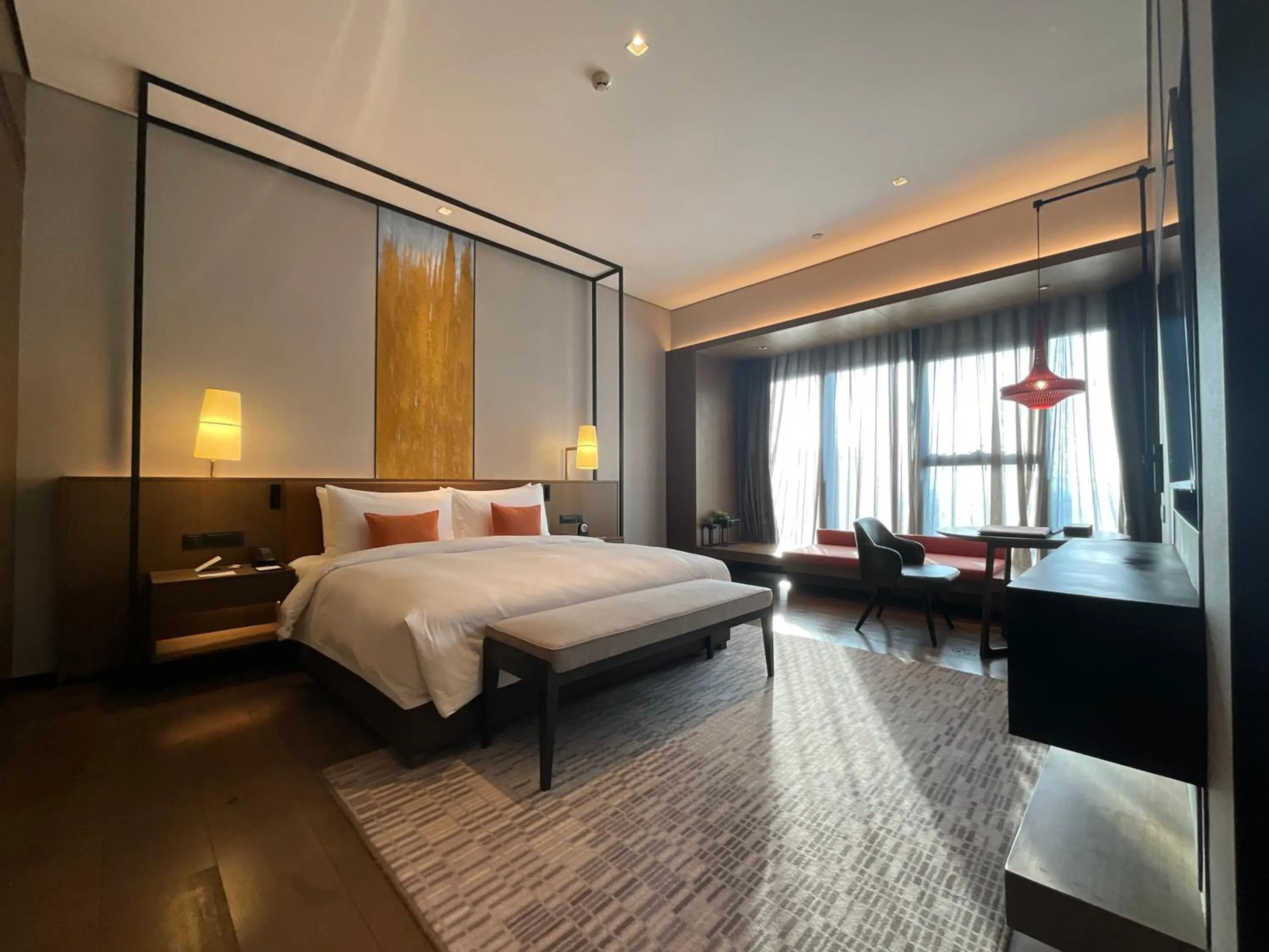 Bed in Wyndham Grand Yangon