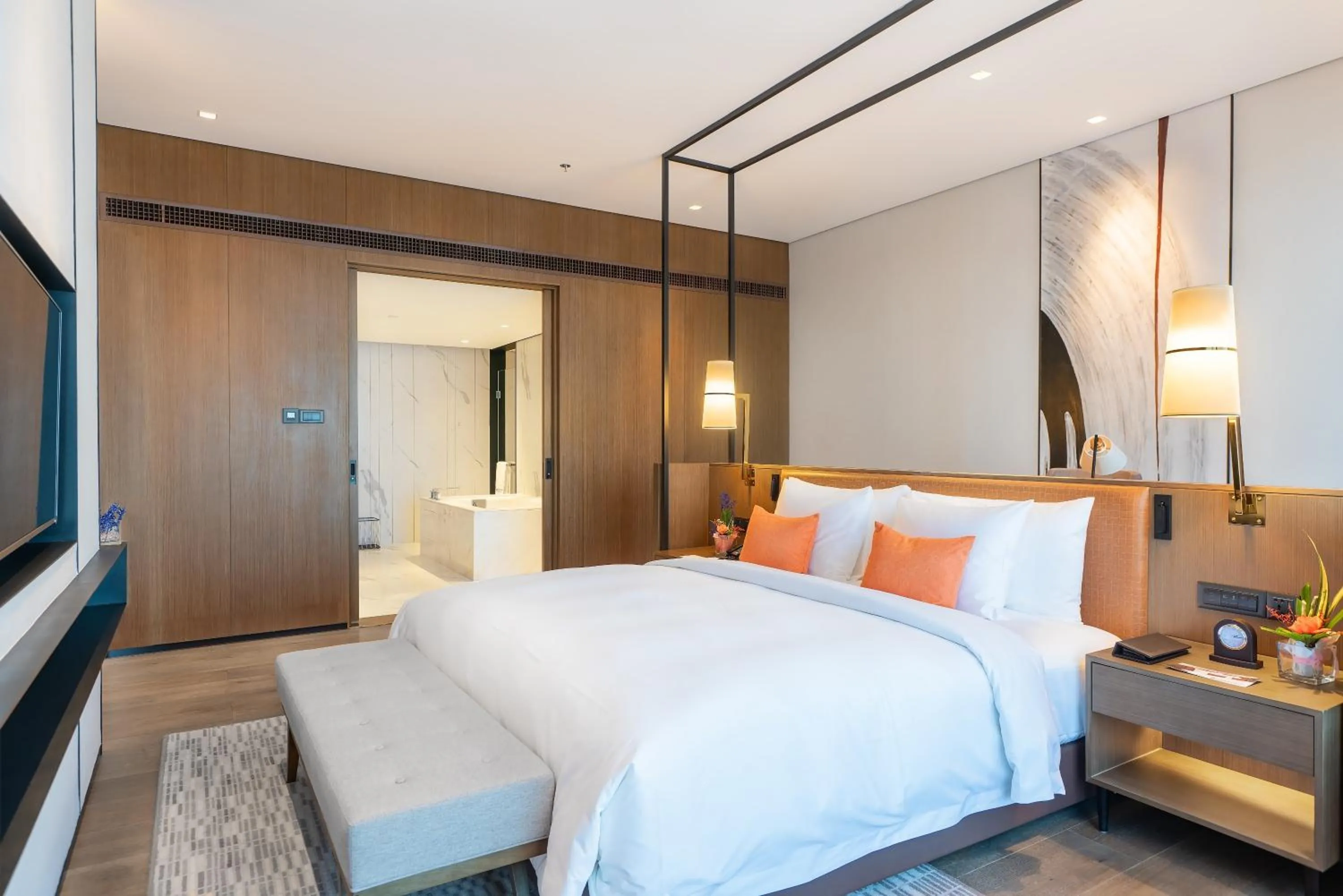 Bedroom, Bed in Wyndham Grand Yangon