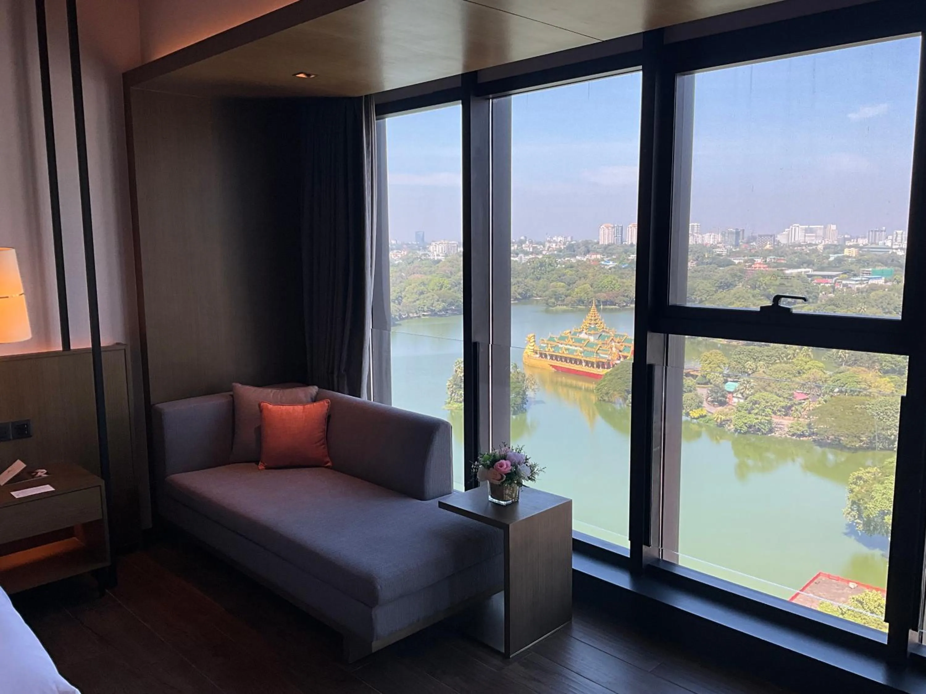 Lake view, Bed in Wyndham Grand Yangon