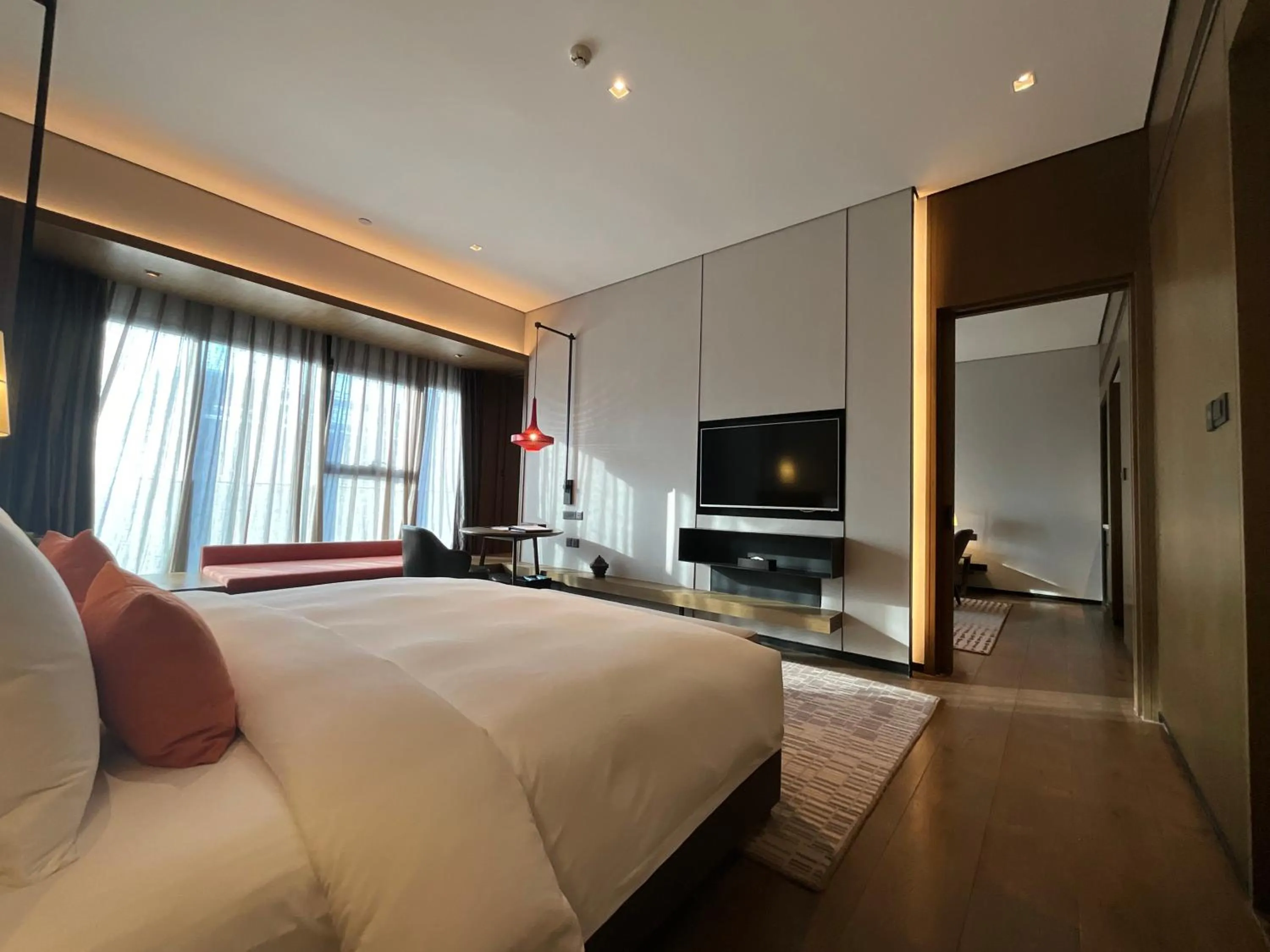 Bed in Wyndham Grand Yangon