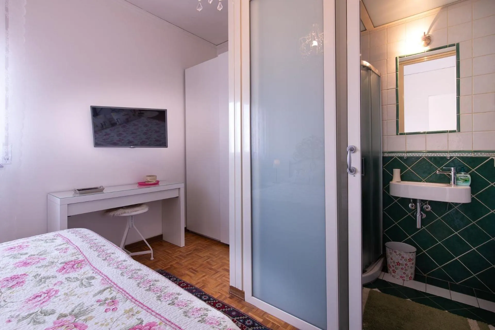 Bathroom, Bed in B&B Dei Cavalieri