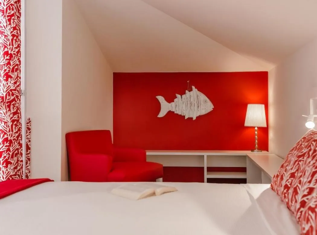 Bedroom, Bed in Duparc Hotel